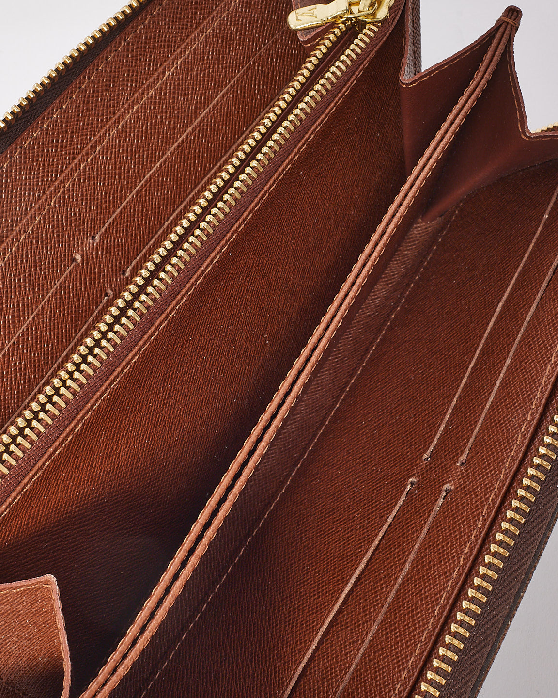 Louis Vuitton Monogram Canvas Zippy Wallet