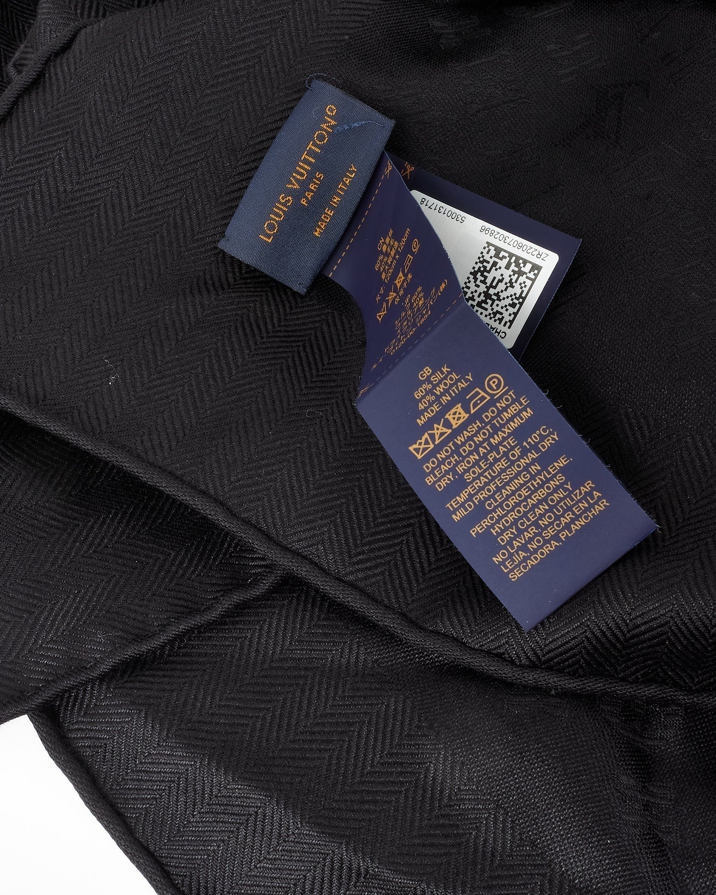 Louis Vuitton Black Monogram Silk/Wool Blend Shawl Scarf