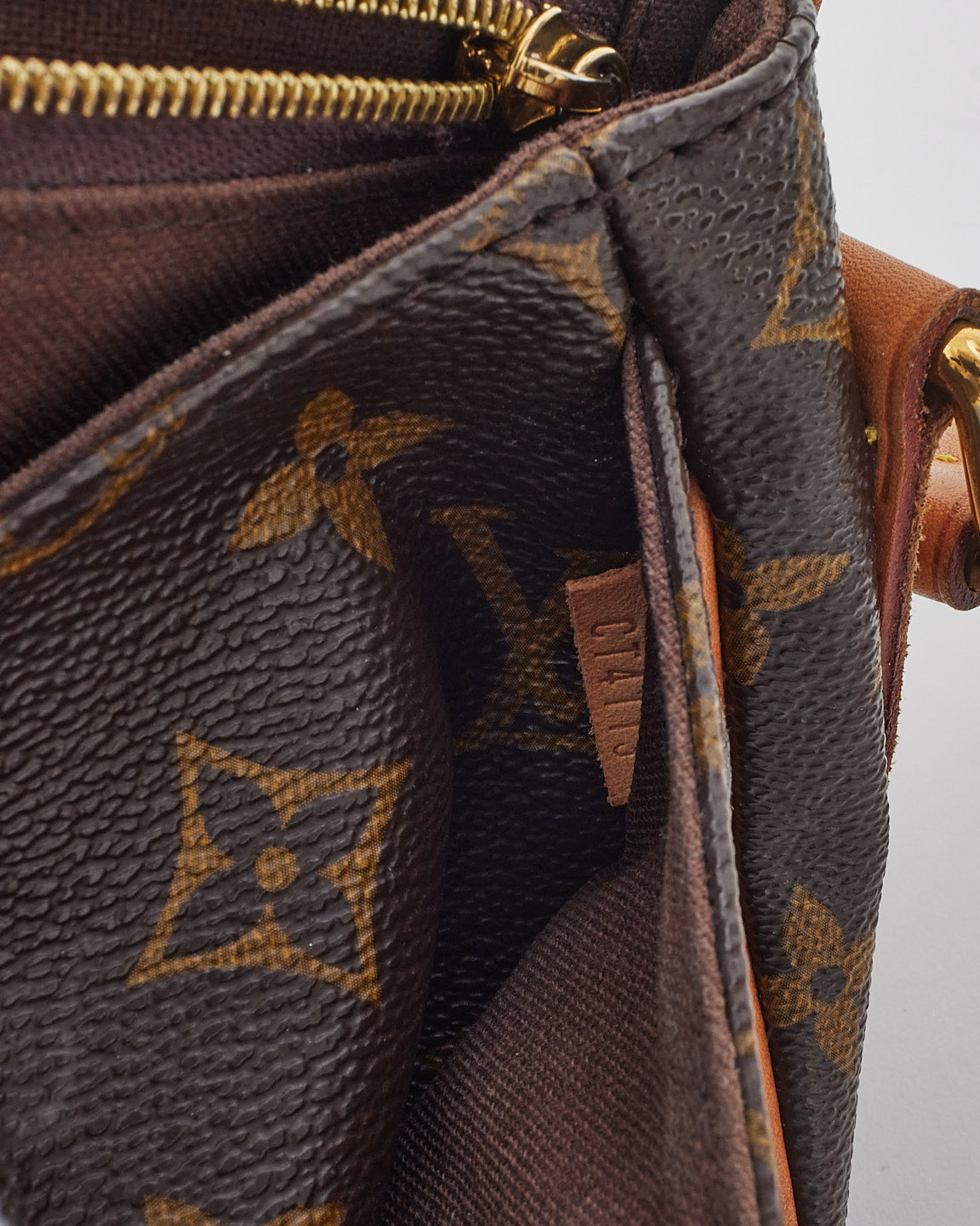 Louis Vuitton Monogram Canvas Menilmontant PM Bag