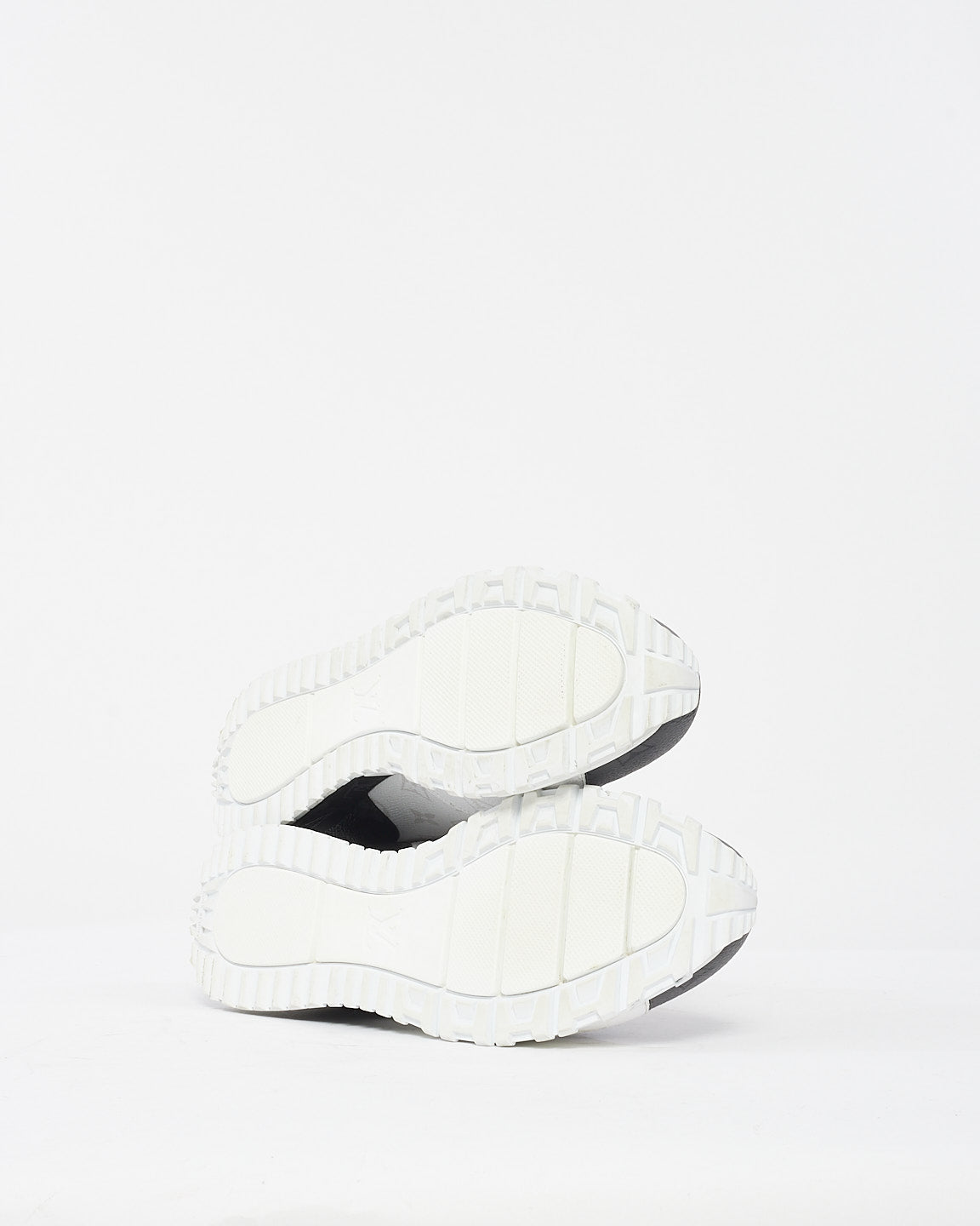 Baskets Runaway monogramme noires et blanches Louis Vuitton pour hommes - 7