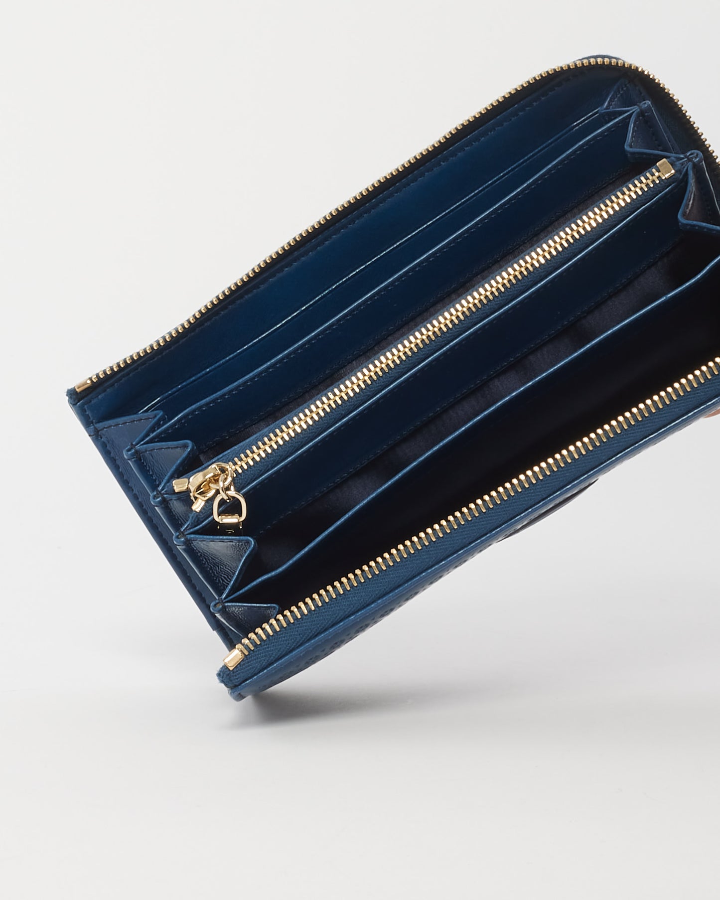 Tod's Blue Zip Long Wallet