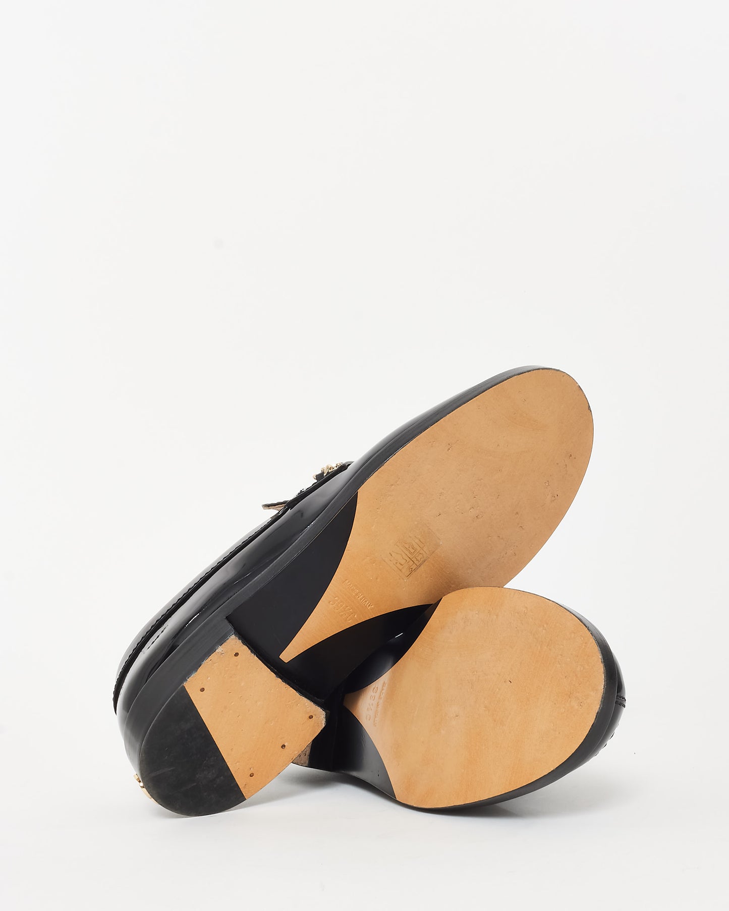 Chanel Black Patent Leather Chain 'CHANEL' loafers - 39.5C