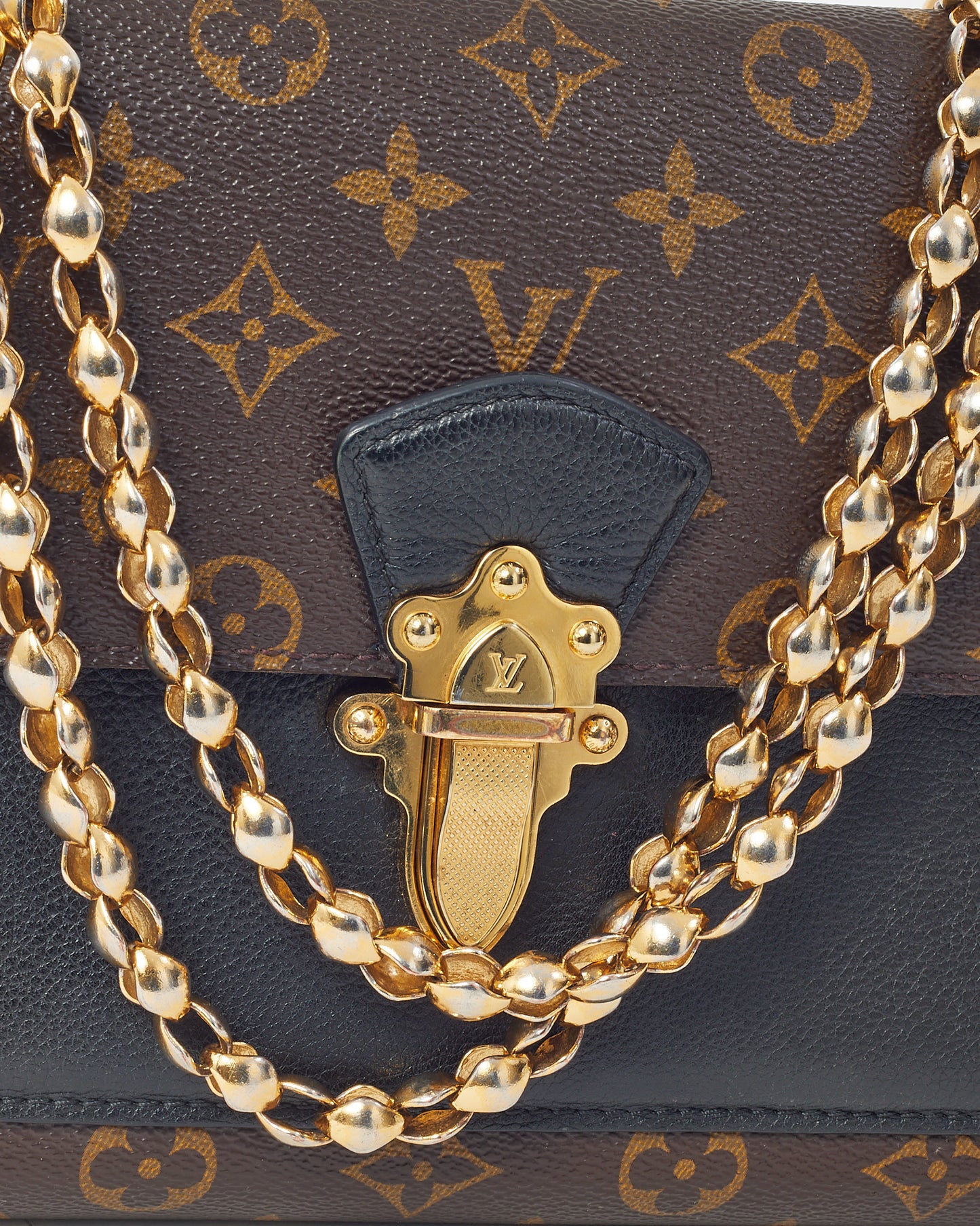Louis Vuitton Black and Monogram Canvas Victoire Chain Shoulder Bag