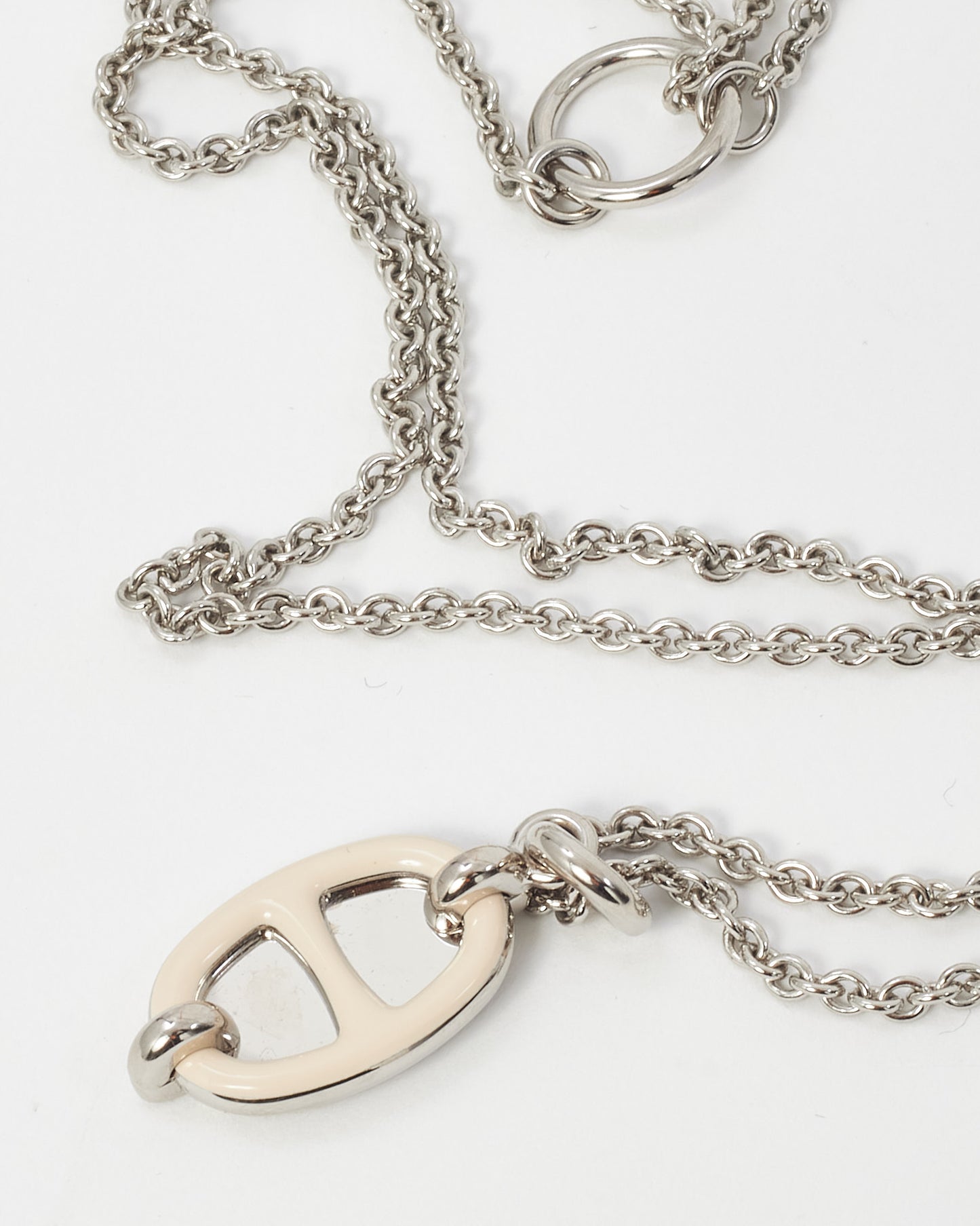 Hermès Sterling Silver and White Mini Maillon Pendant Necklace