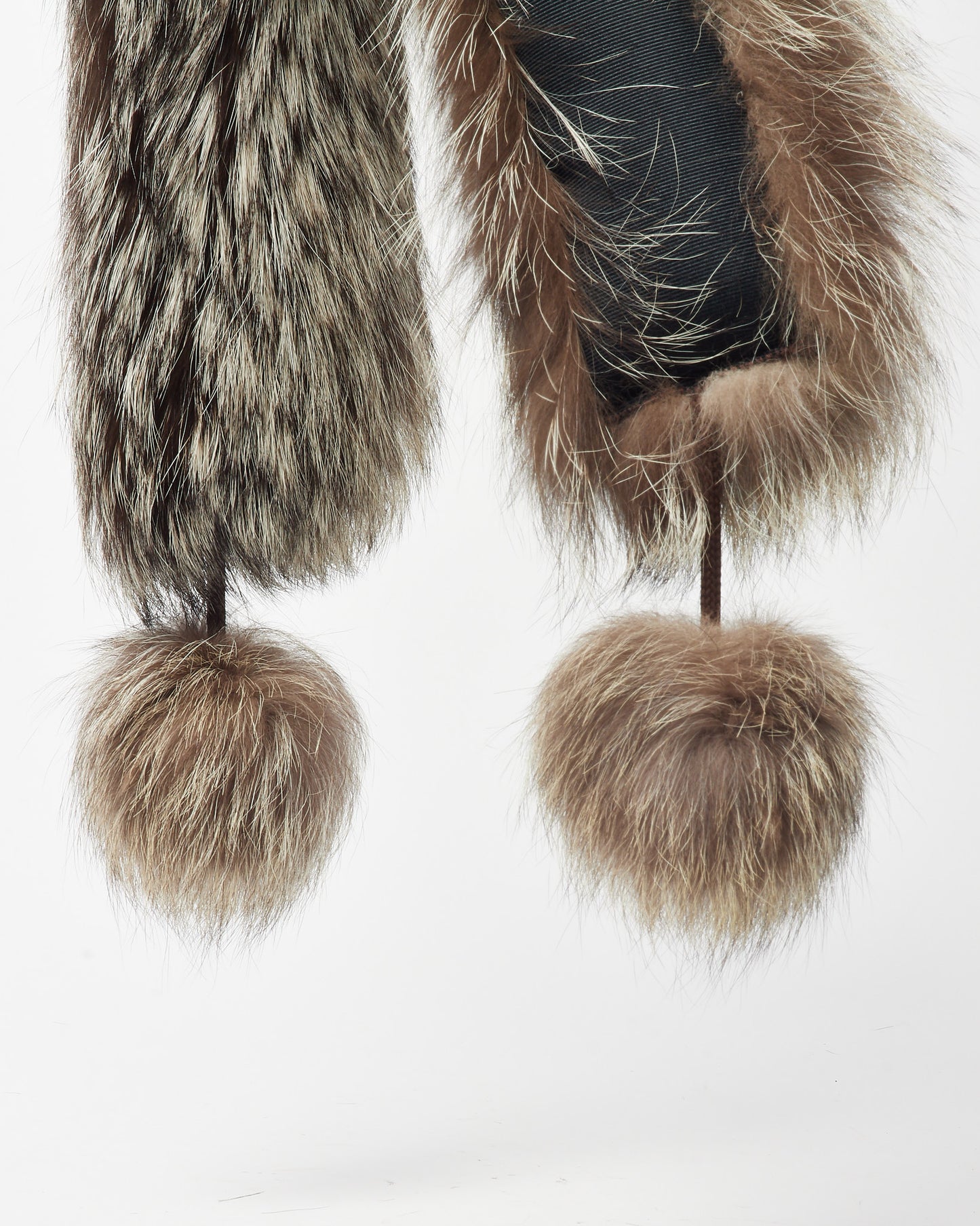 Pre-Owned Brown and Silver Grey Blend Fox Fur Fur Pom-Pom Trimmed Scarf