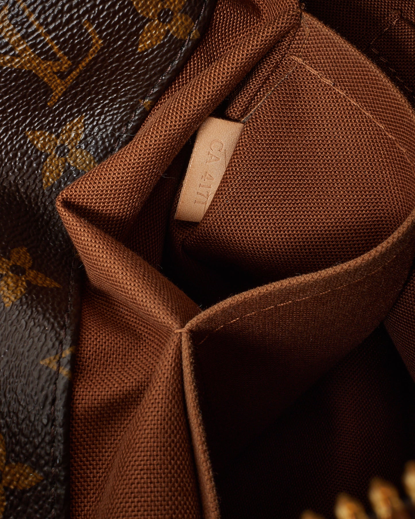 Louis Vuitton Monogram Coated Canvas Sully PM Shoulder Bag