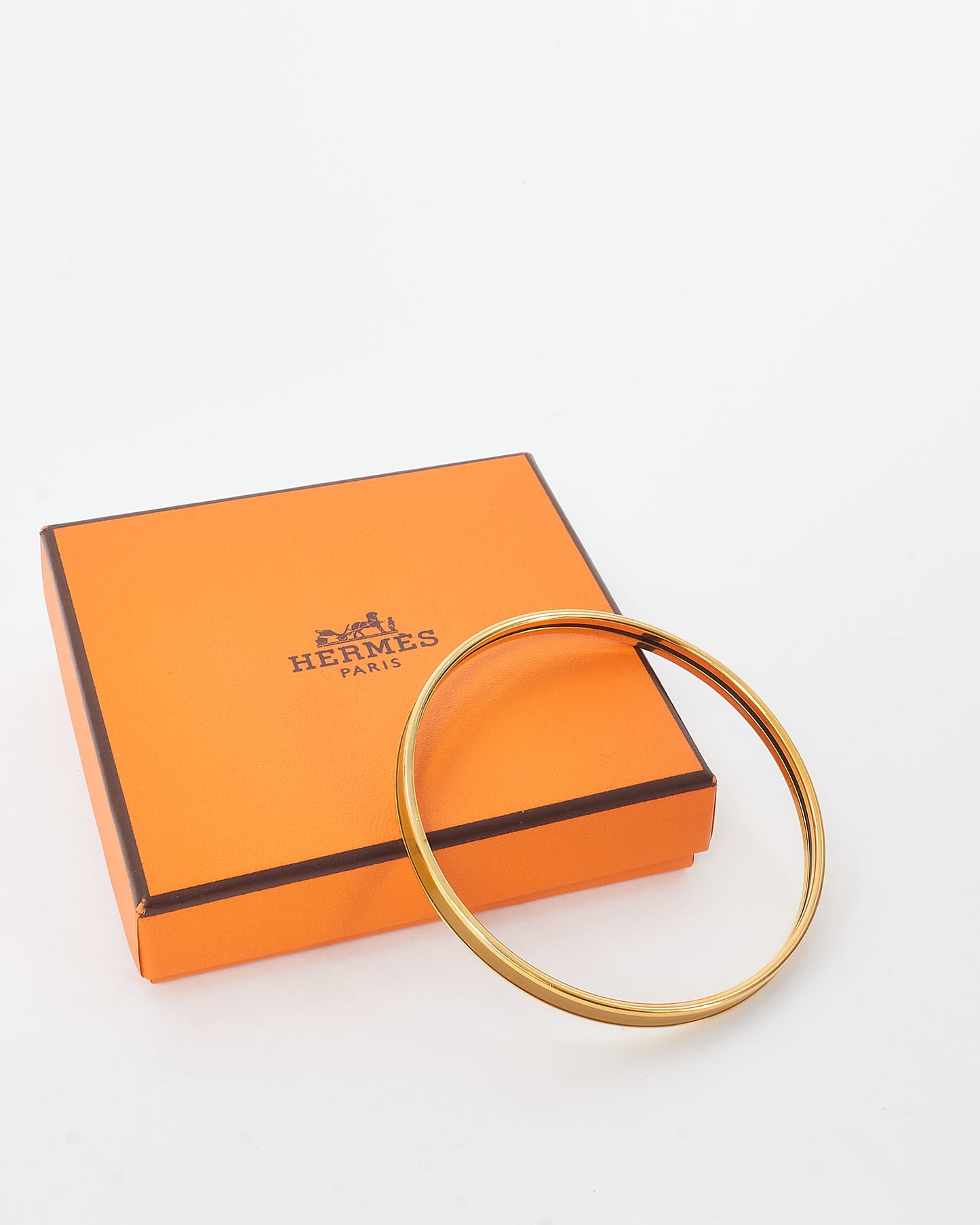 Hermès Gold Khaki Enamelled Uni Logo Extra Narrow Bangle - M