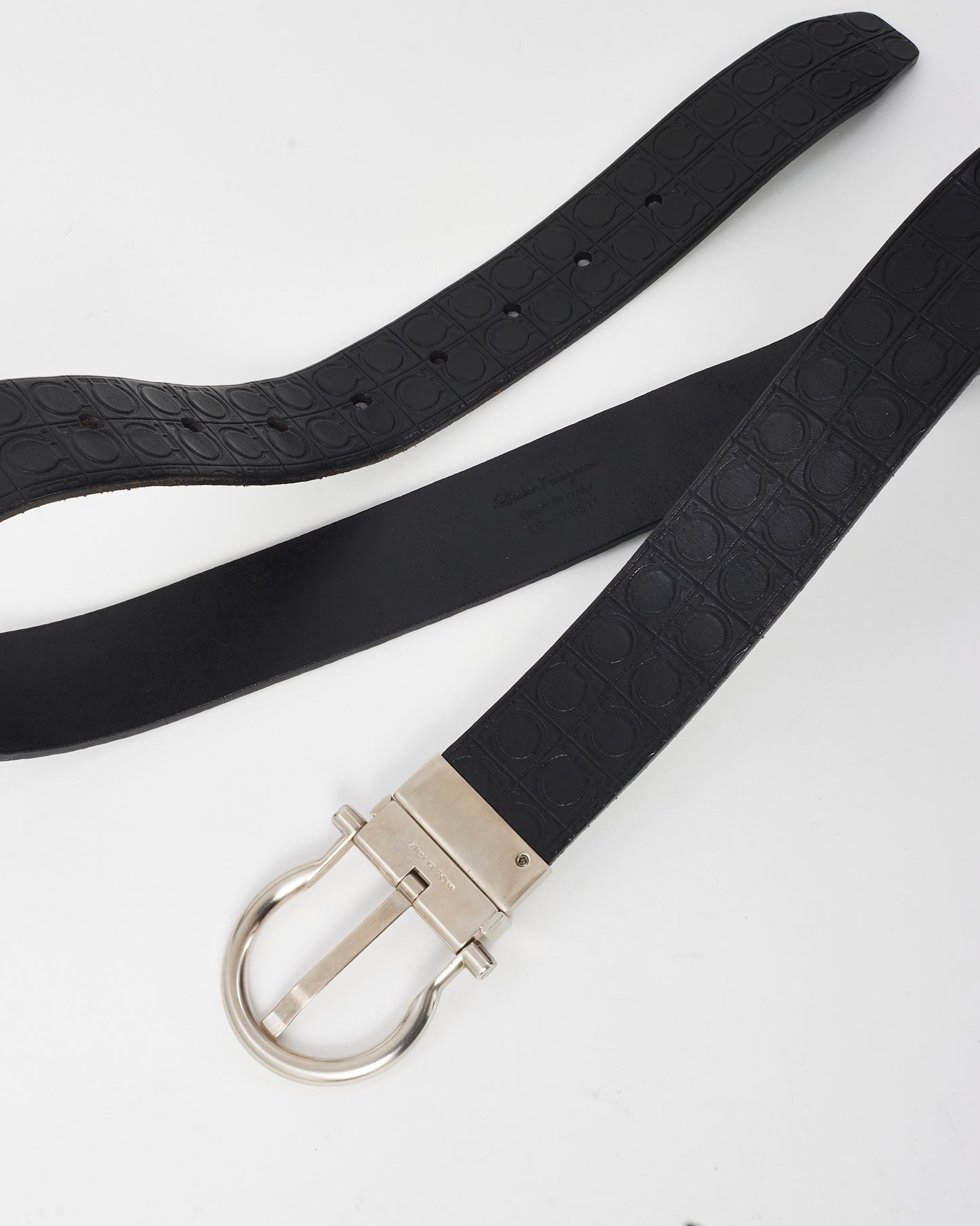 Salvatore Ferragamo Black & Gancini Embossed Leather Reversible Belt SHW - 34/85