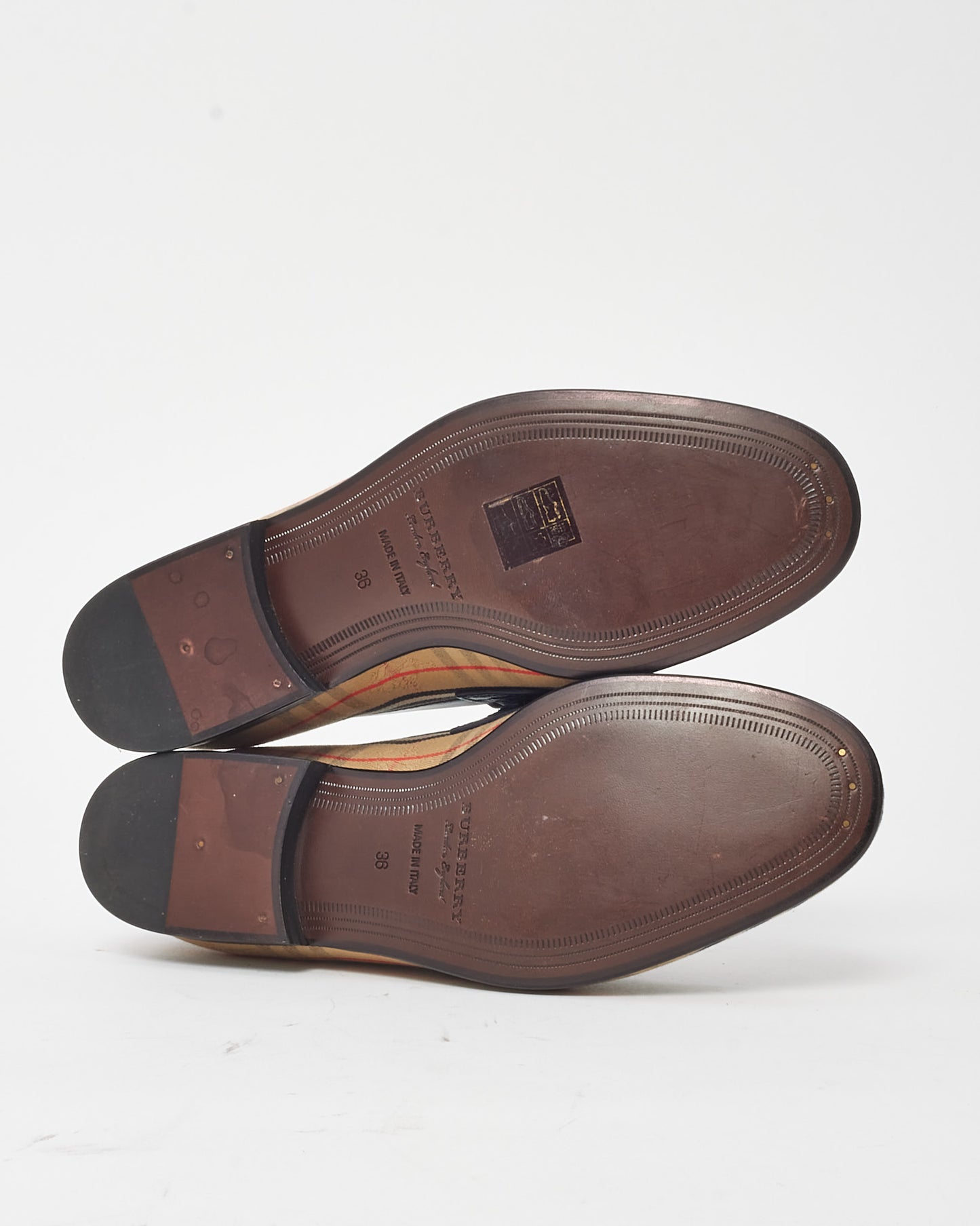 Burberry Navy Leather Trim Beige Nova Check Chain Loafers - 36