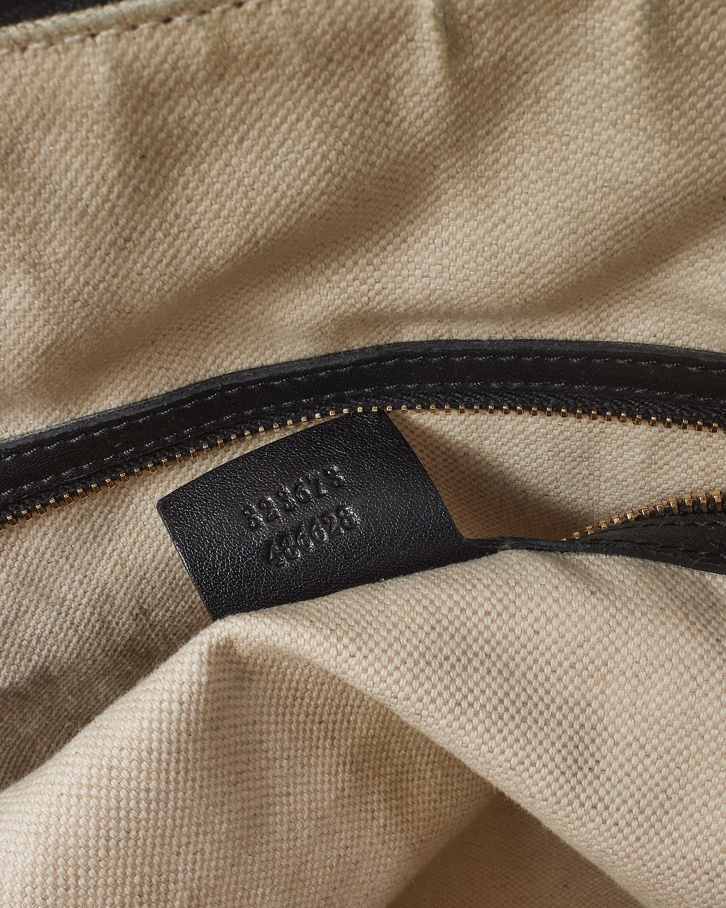 Gucci Black Signature GG Monogram Leather Medium Bree Shoulder Bag