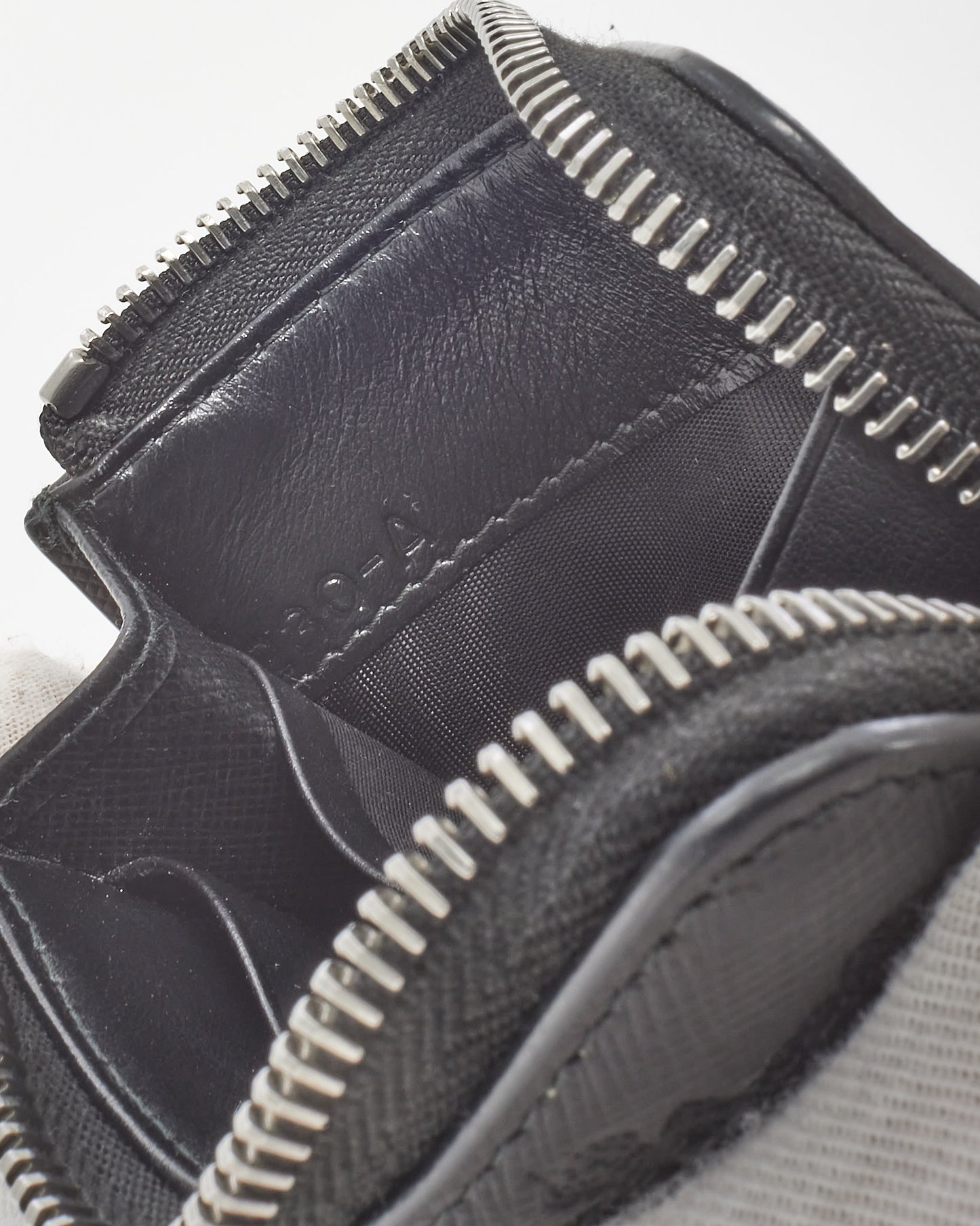 Prada Black Saffiano Leather Logo Zippy Cardholder