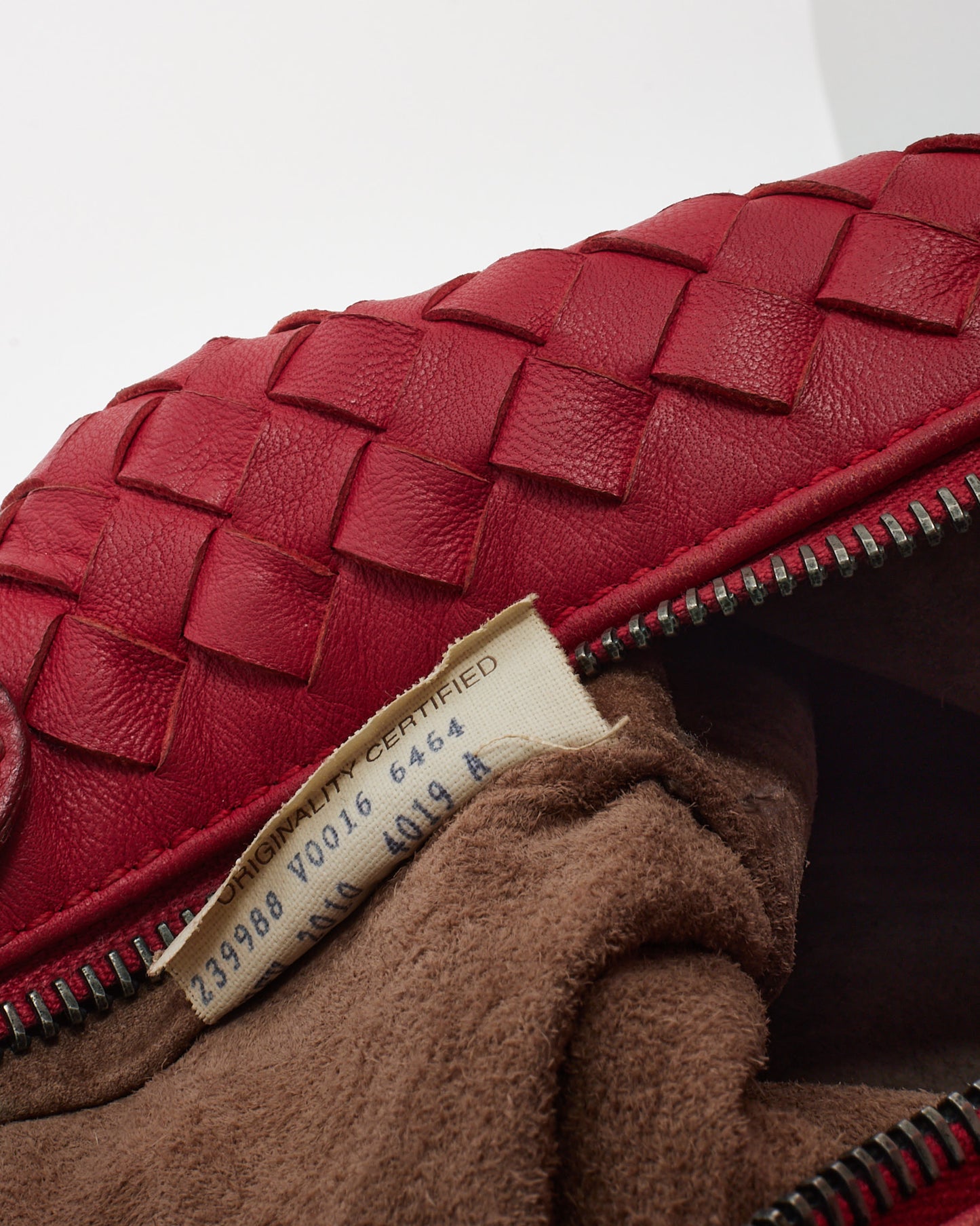 Bottega Veneta Fuchsia Red Intrecciato Leather Small Zip Hobo Shoulder Bag