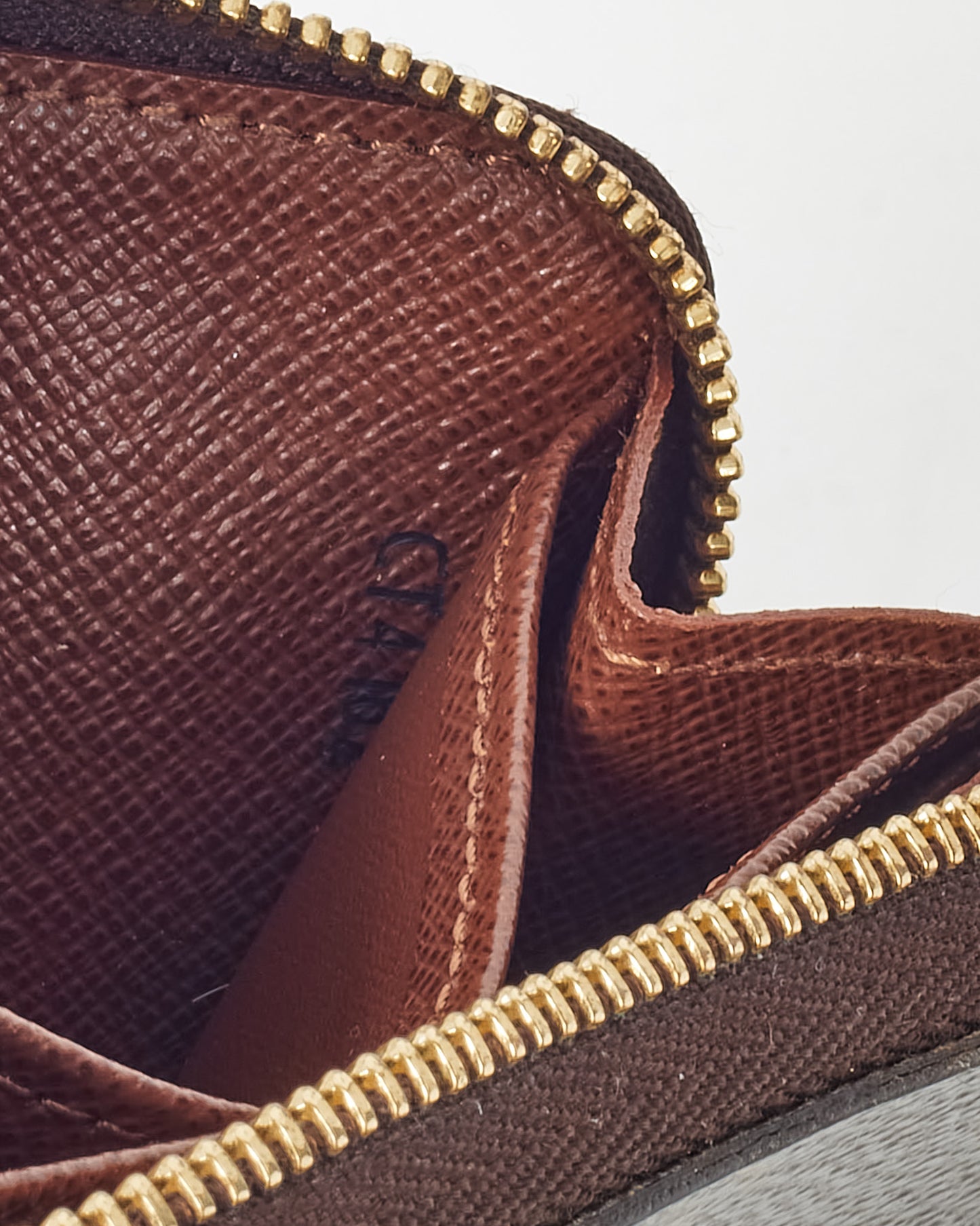 Louis Vuitton Monogram Canvas Zippy Coin Purse