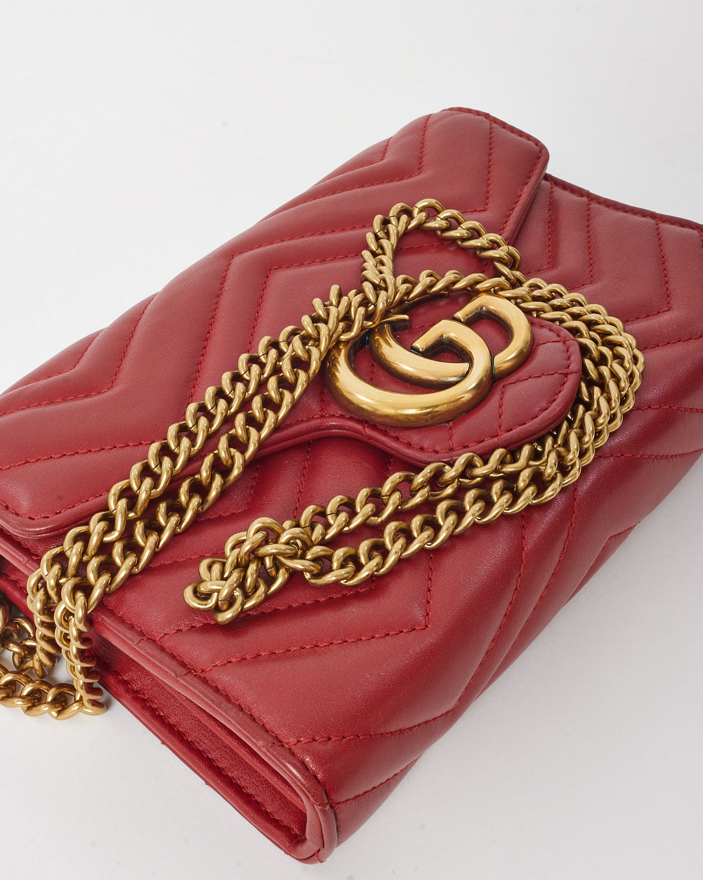 Gucci Red Chevron Leather GG Marmont (WOC) Wallet On Chain Crossbody Bag
