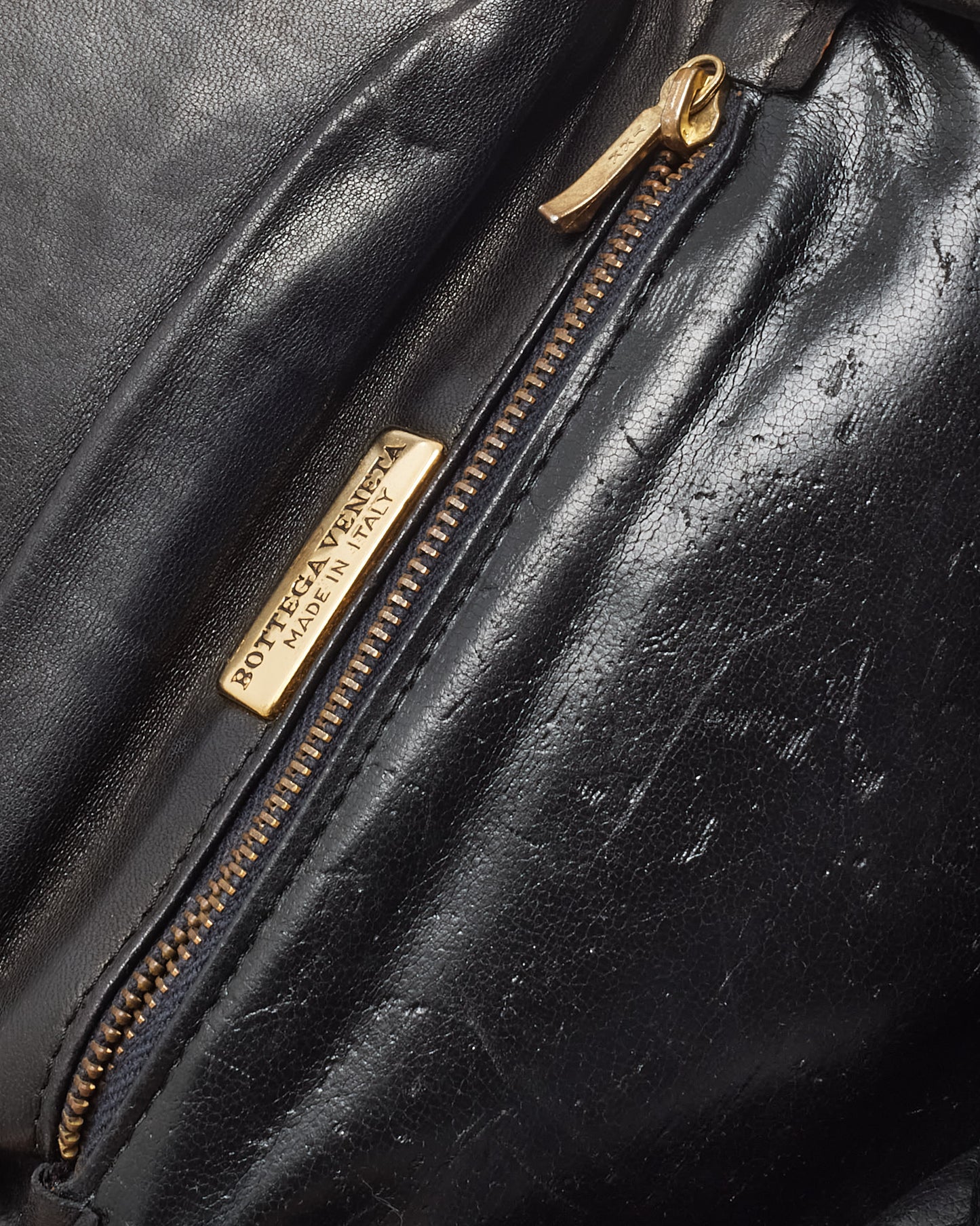 Bottega Veneta Vintage Black Intrecciato Leather Coin Purse Style Flap Crossbody Bag