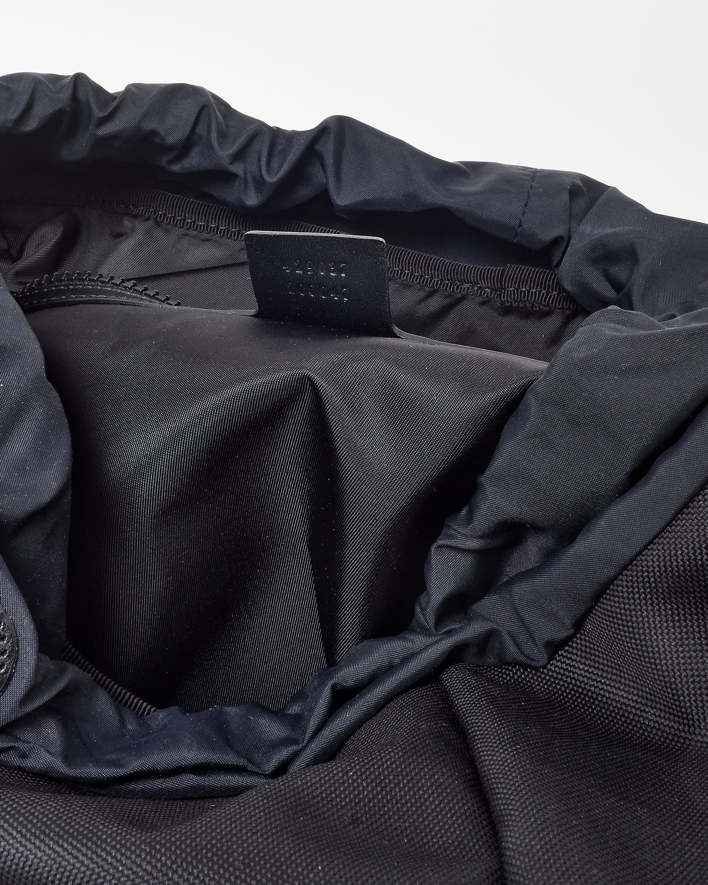 Gucci Black Canvas Embroidered Patch L'Aveugle Par Amour Buckle Backpack