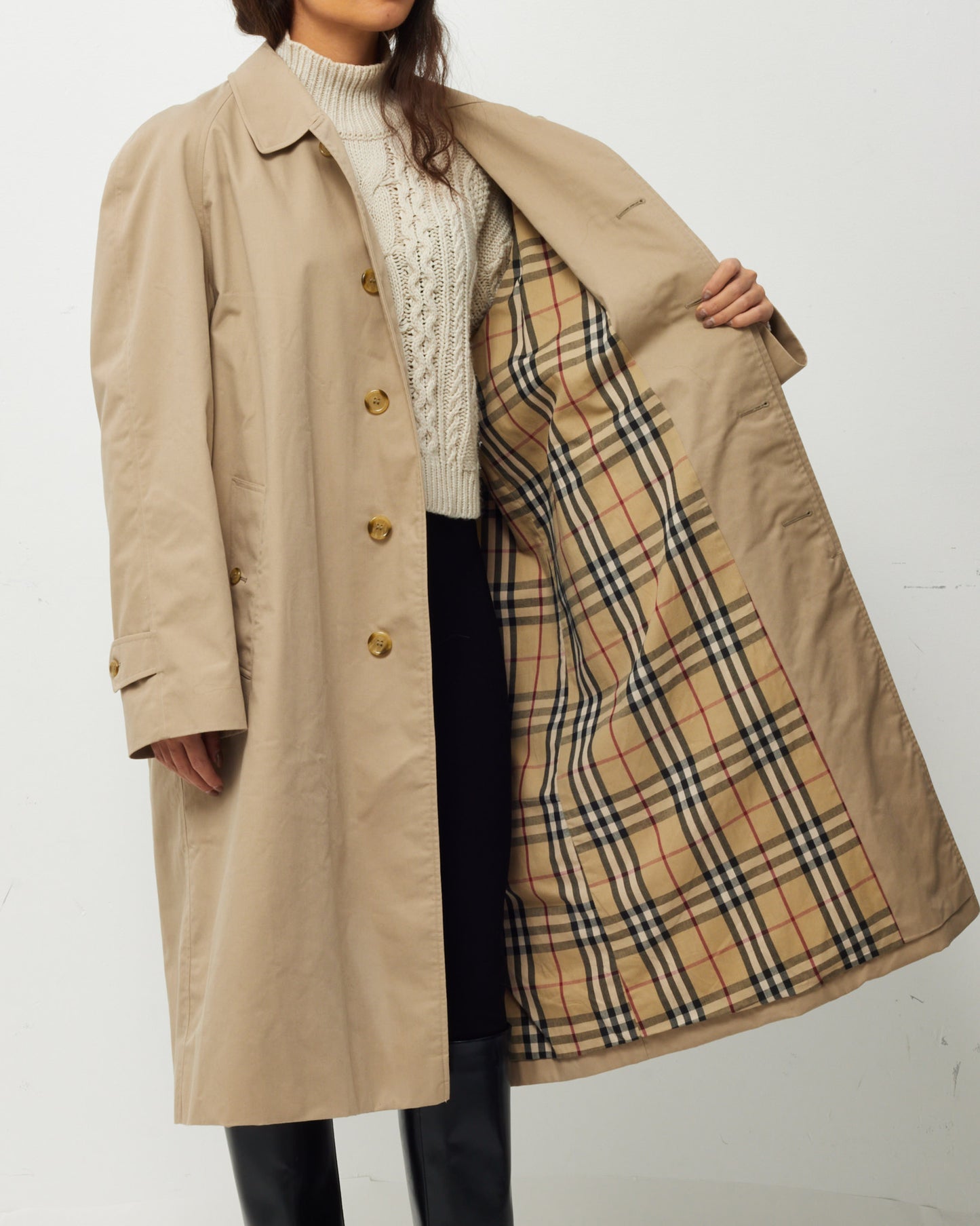 Burberry Men's Beige Cotton Gabardine Mid-Length Camden Heritage Car Coat - Men's 50/M