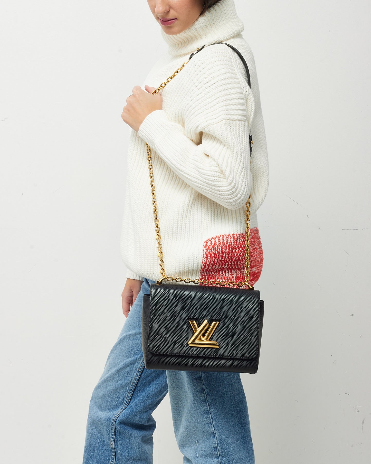 Louis Vuitton Black Epi Leather Twist MM Shoulder Bag GHW