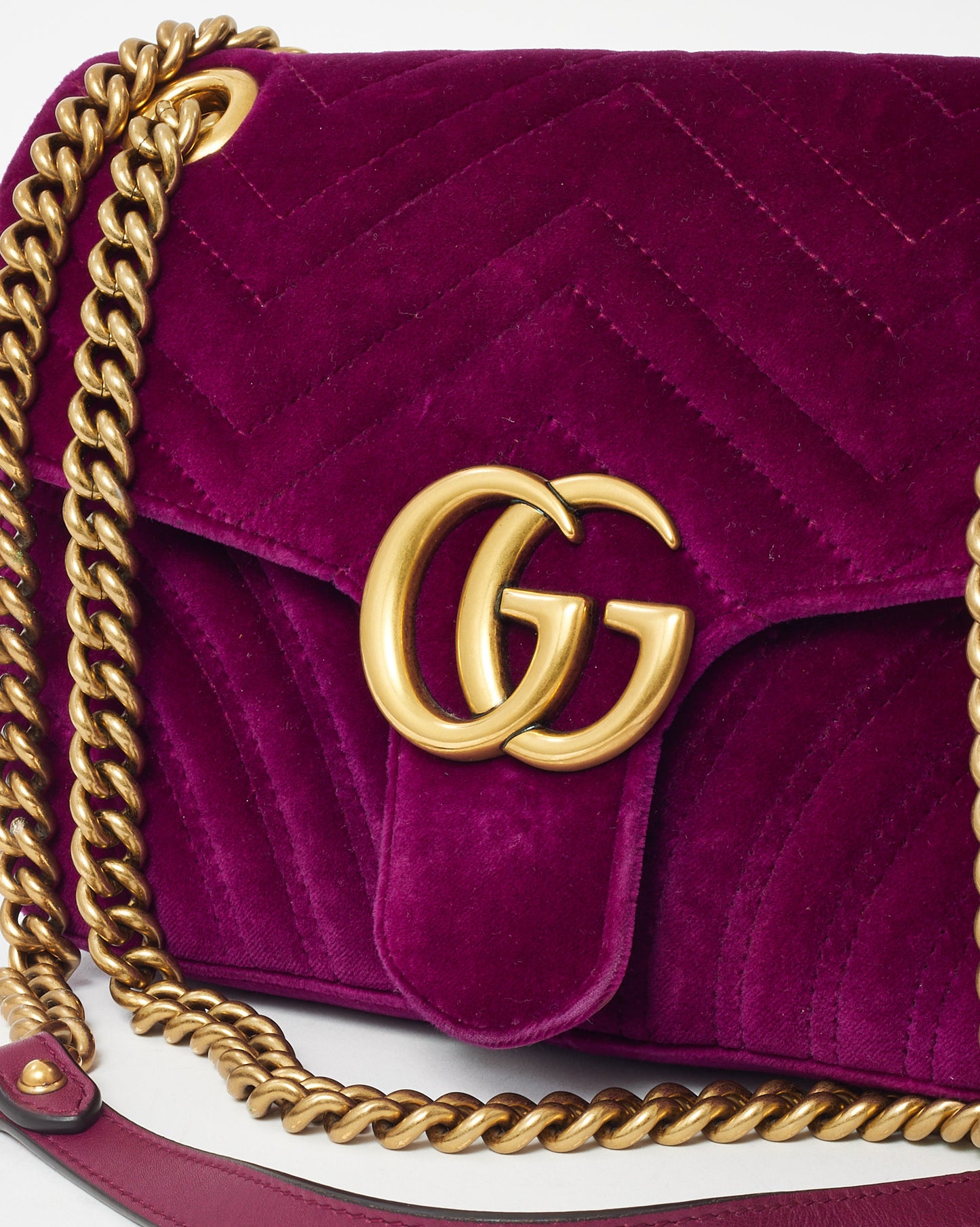 Gucci Fuchsia Matelassé Velvet Small GG Marmont Shoulder Bag
