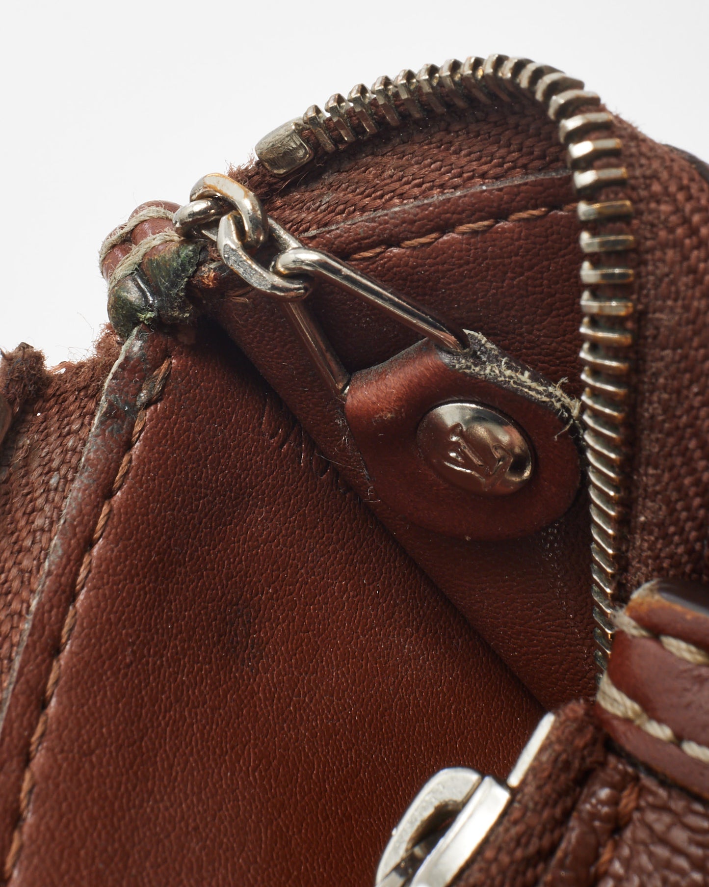 Louis Vuitton Brown Suhali Leather Pochette Cles / Key Pouch