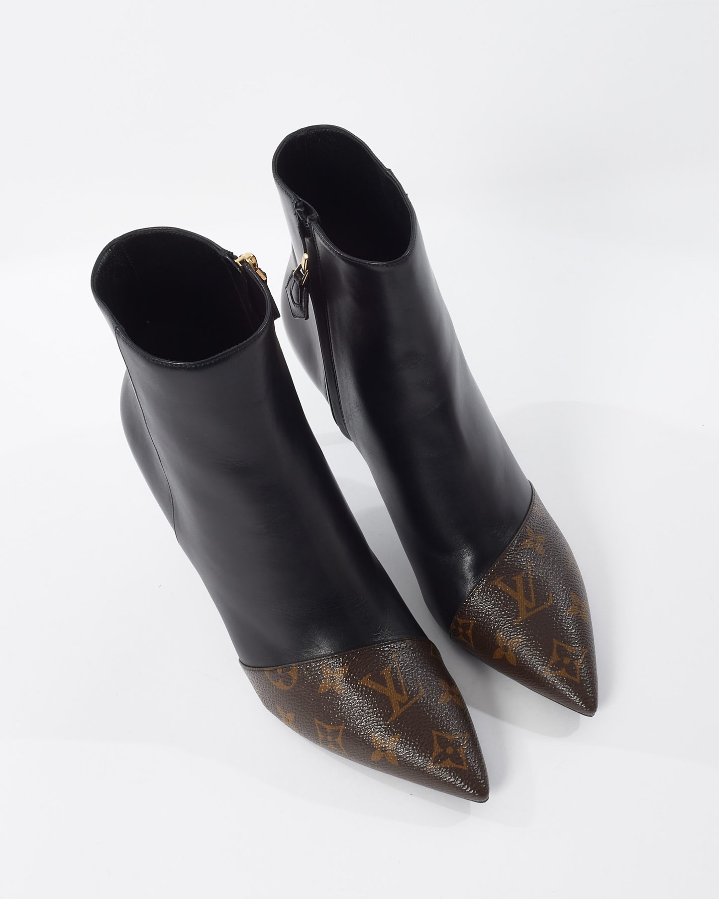 Louis Vuitton Black Leather with Monogram Cherie Ankle Boots - 41