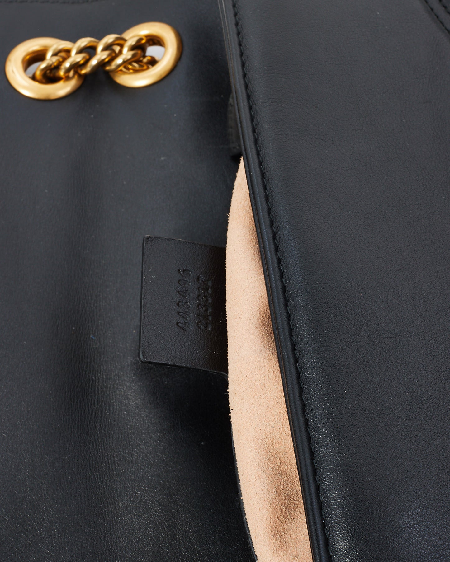 Gucci Black Chevron Leather GG Marmont Medium Shoulder Bag