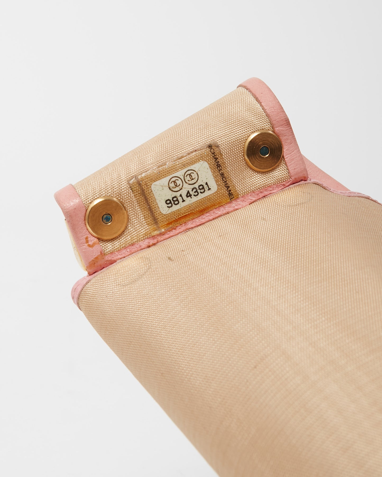 Chanel Pink Caviar Leather Timeless Interlocking CC Logo 6 Key Holder