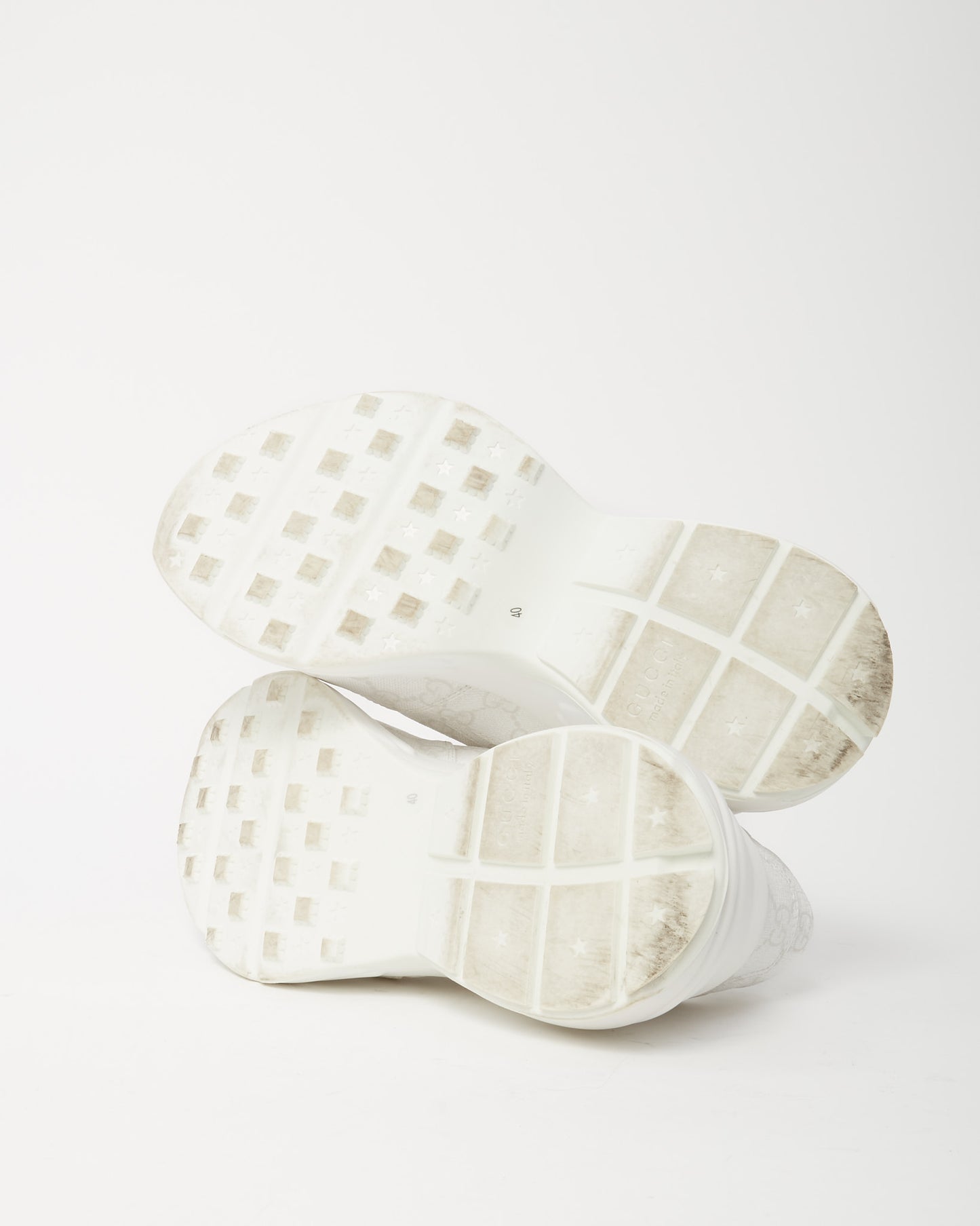 Gucci White Monogram GG Supreme Coated Canvas Rhyton Sneakers - 40