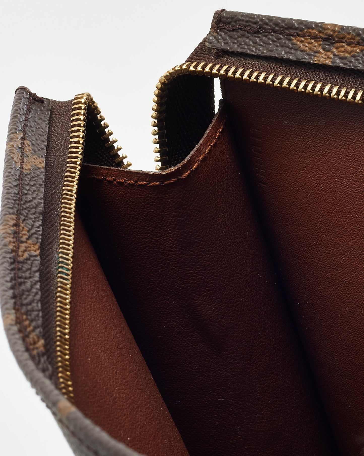 Louis Vuitton Monogram Coated Canvas Toiletry 26 Pouch