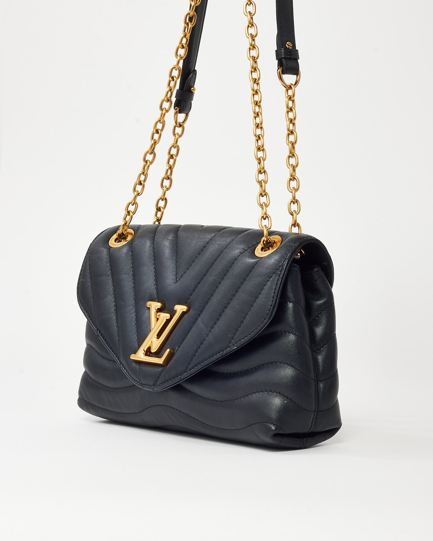 Louis Vuitton Black Calfskin Leather New Wave Chain MM Shoulder Bag GHW