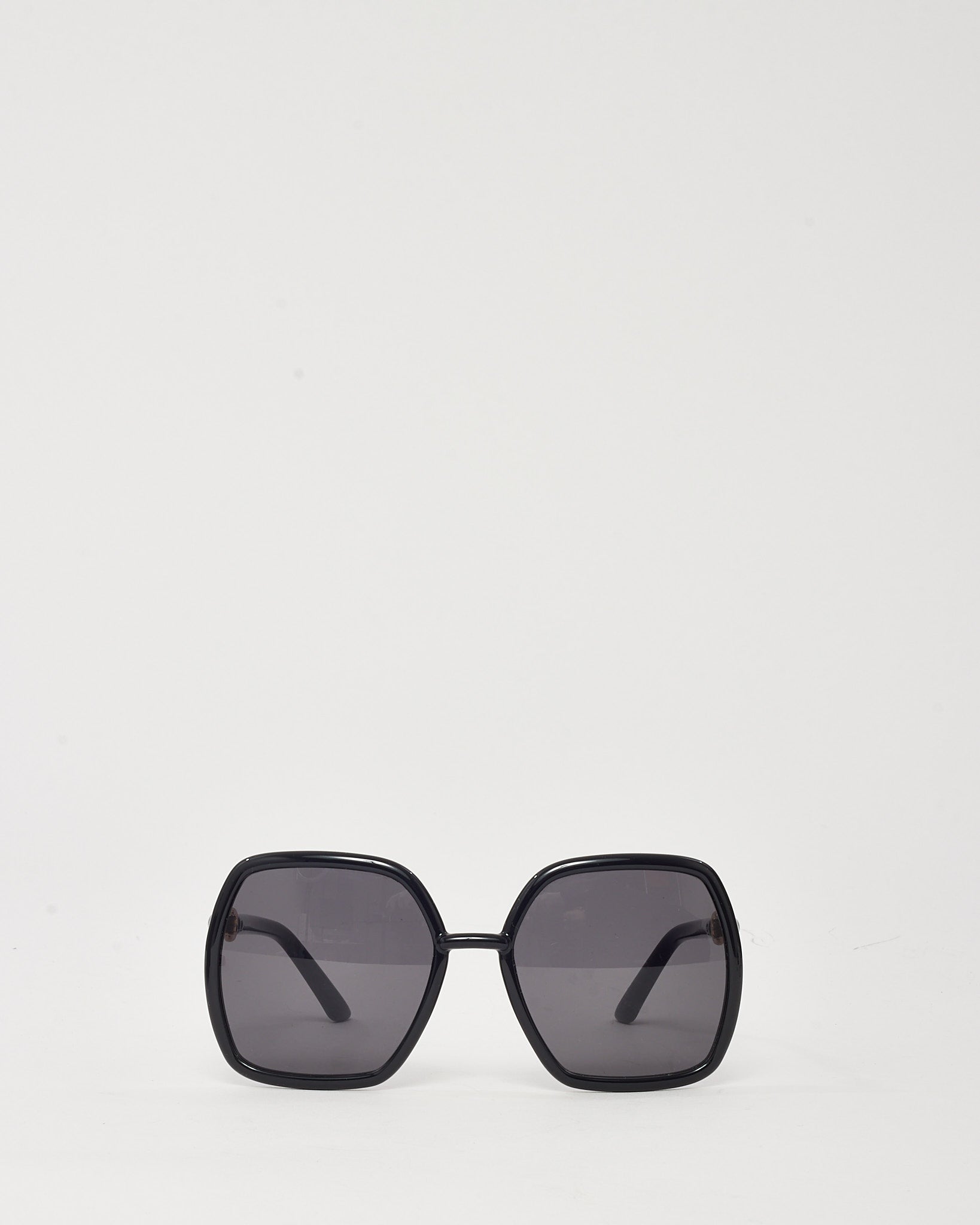 Buy Gucci Black GG0890S Bamboo Square Sunglasses  display picture 1