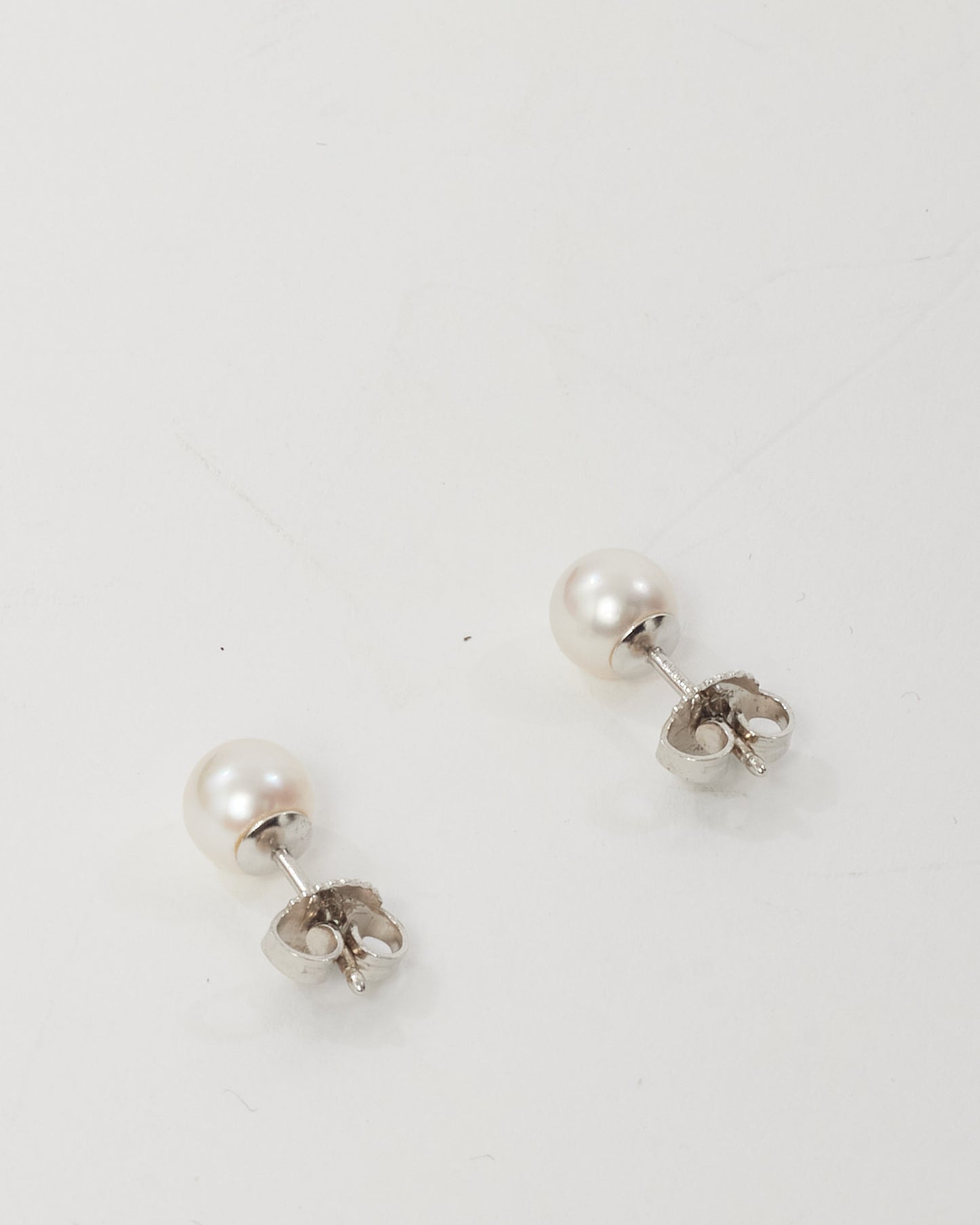 Tiffany & Co. 18k White Gold Signature Pearl Stud Earrings 6-6.5 mm