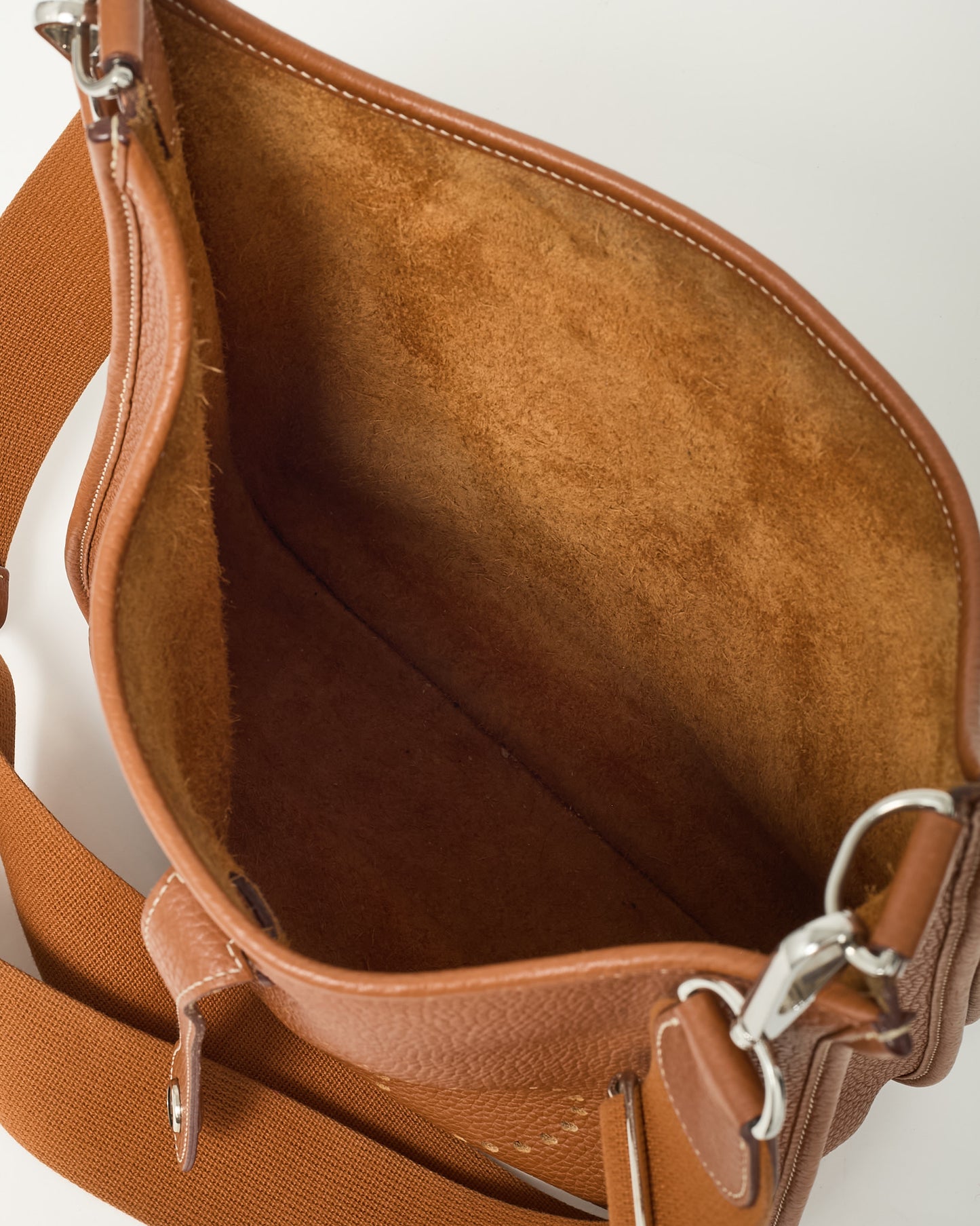 Hermès Gold Taurillon Clémence Leather Evelyne 29 Crossbody Bag