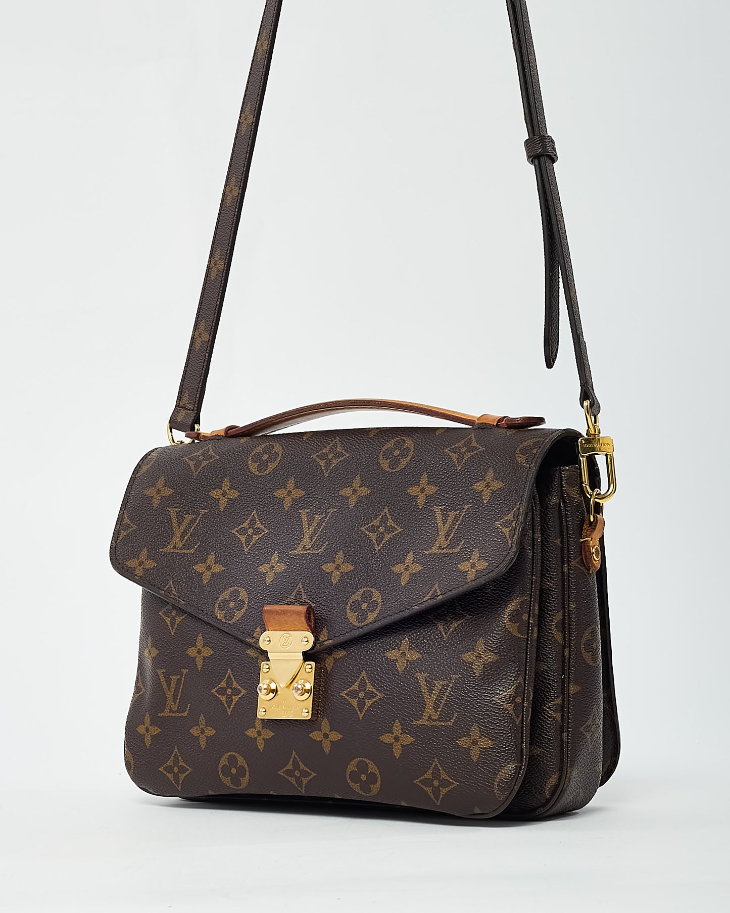 Louis Vuitton Monogram Canvas Pochette Metis Bag