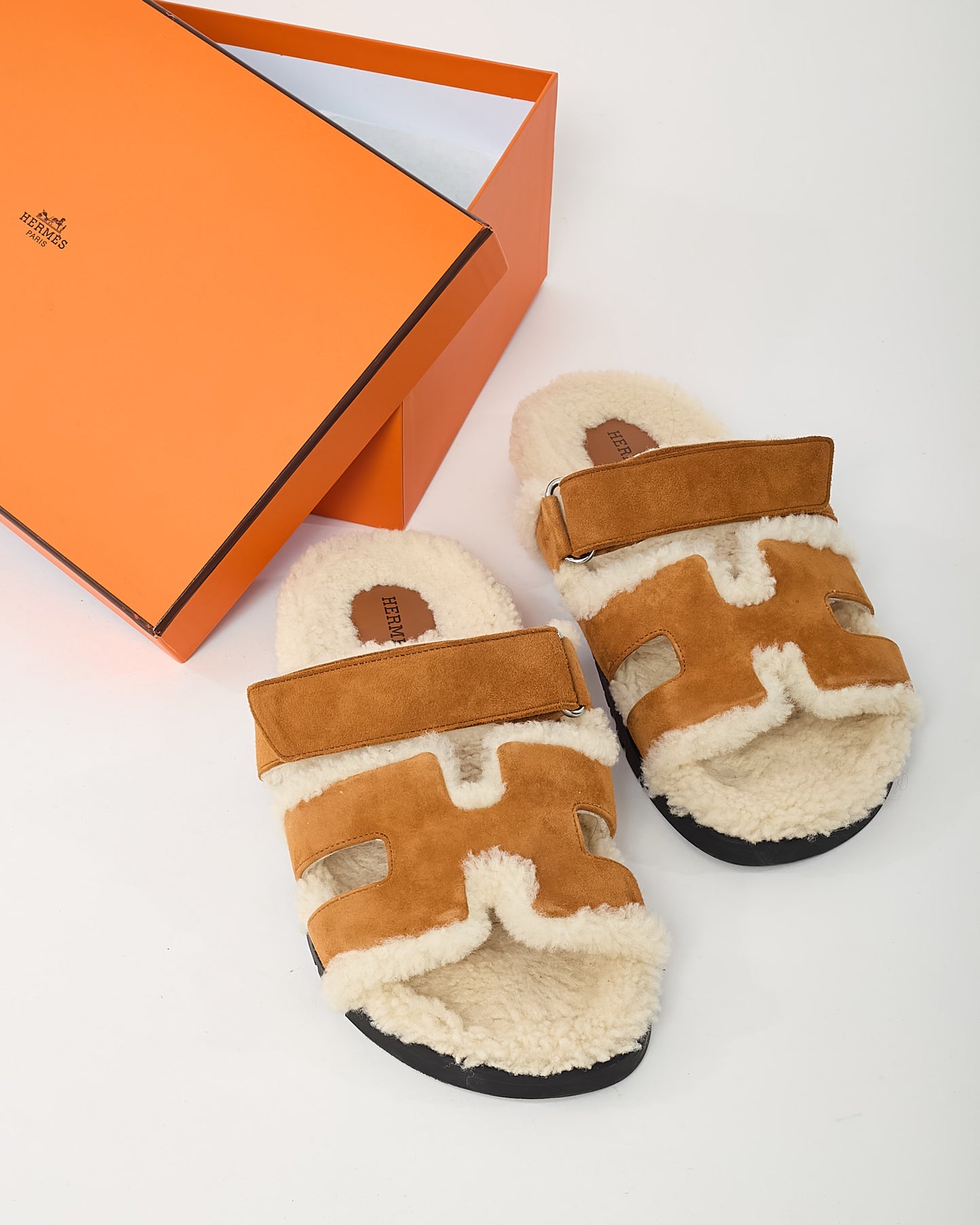Hermès Tan Suede & Shearling Chypre Sandals - 39