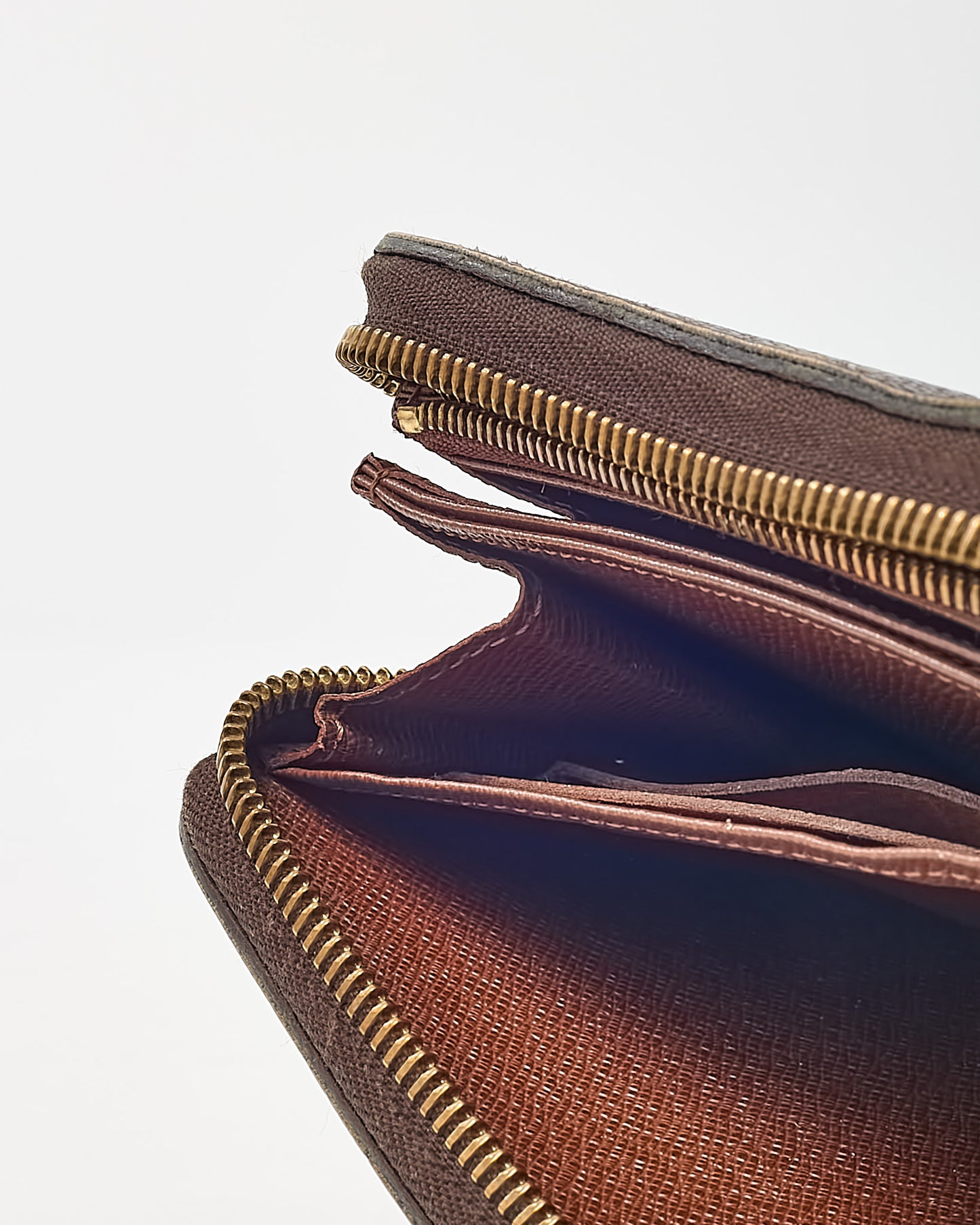 Louis Vuitton Monogram Coated Canvas Zippy Wallet