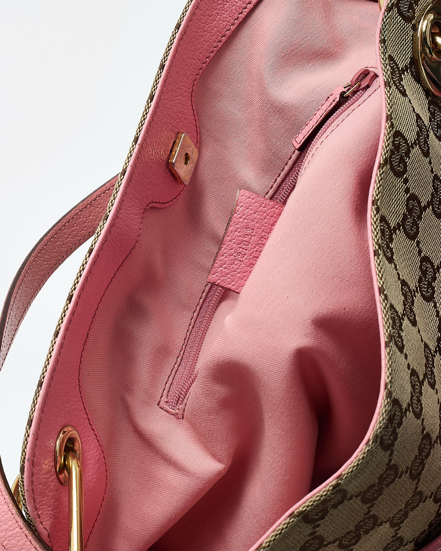 Gucci Beige GG Monogram Canvas and Pink Leather Trim Eclipse Shoulder Bag