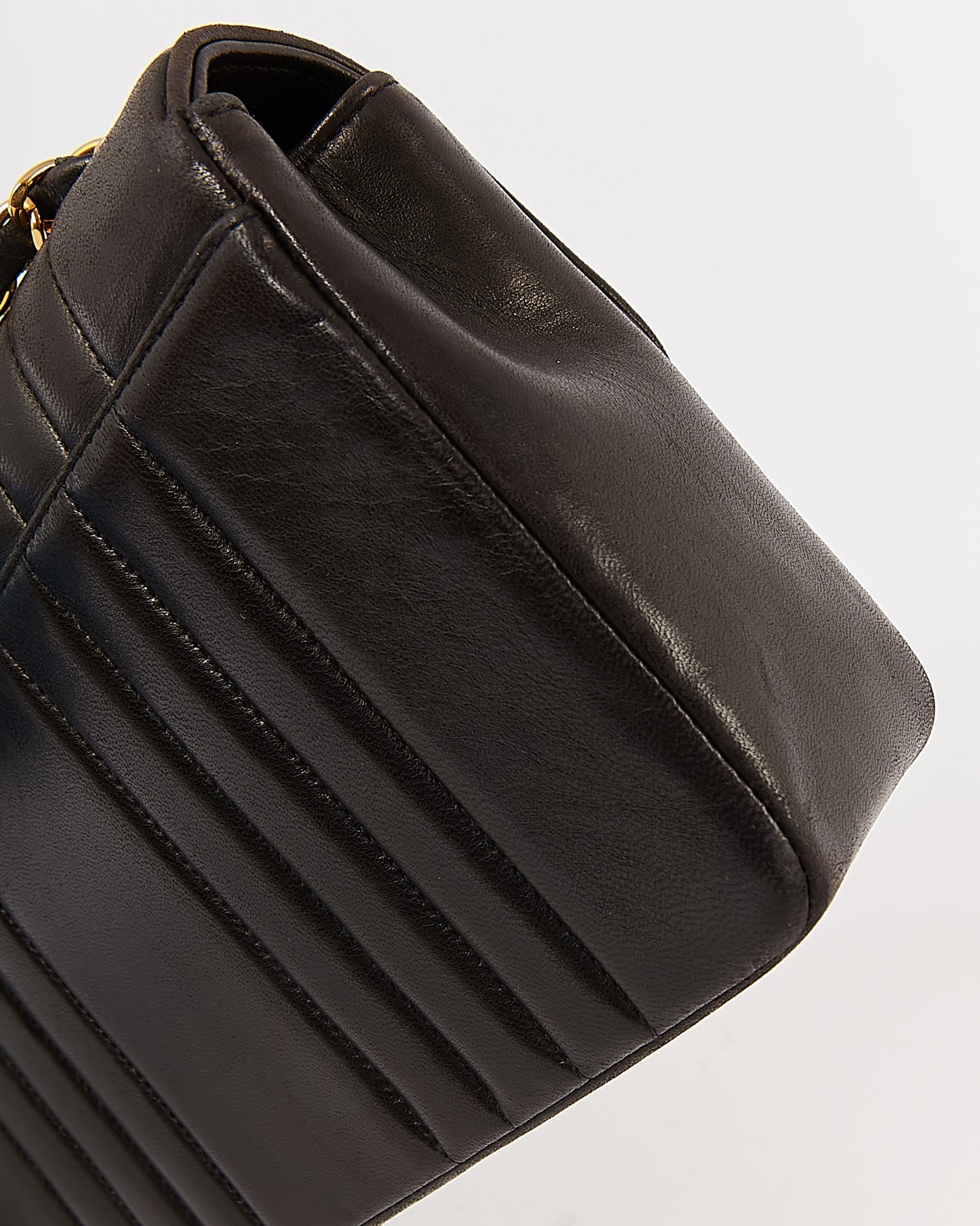 Chanel Black Vertical Quilted Lambskin 24K Gold Vintage Small Classic Single Flap Bag