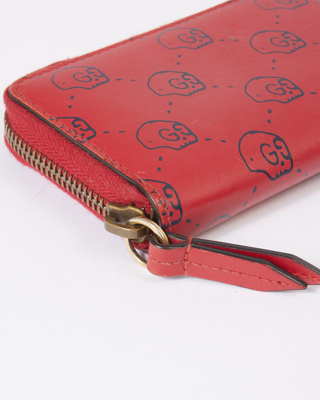 Gucci Red Leather GucciGhost Hamlet Skull Zip Around Card Card