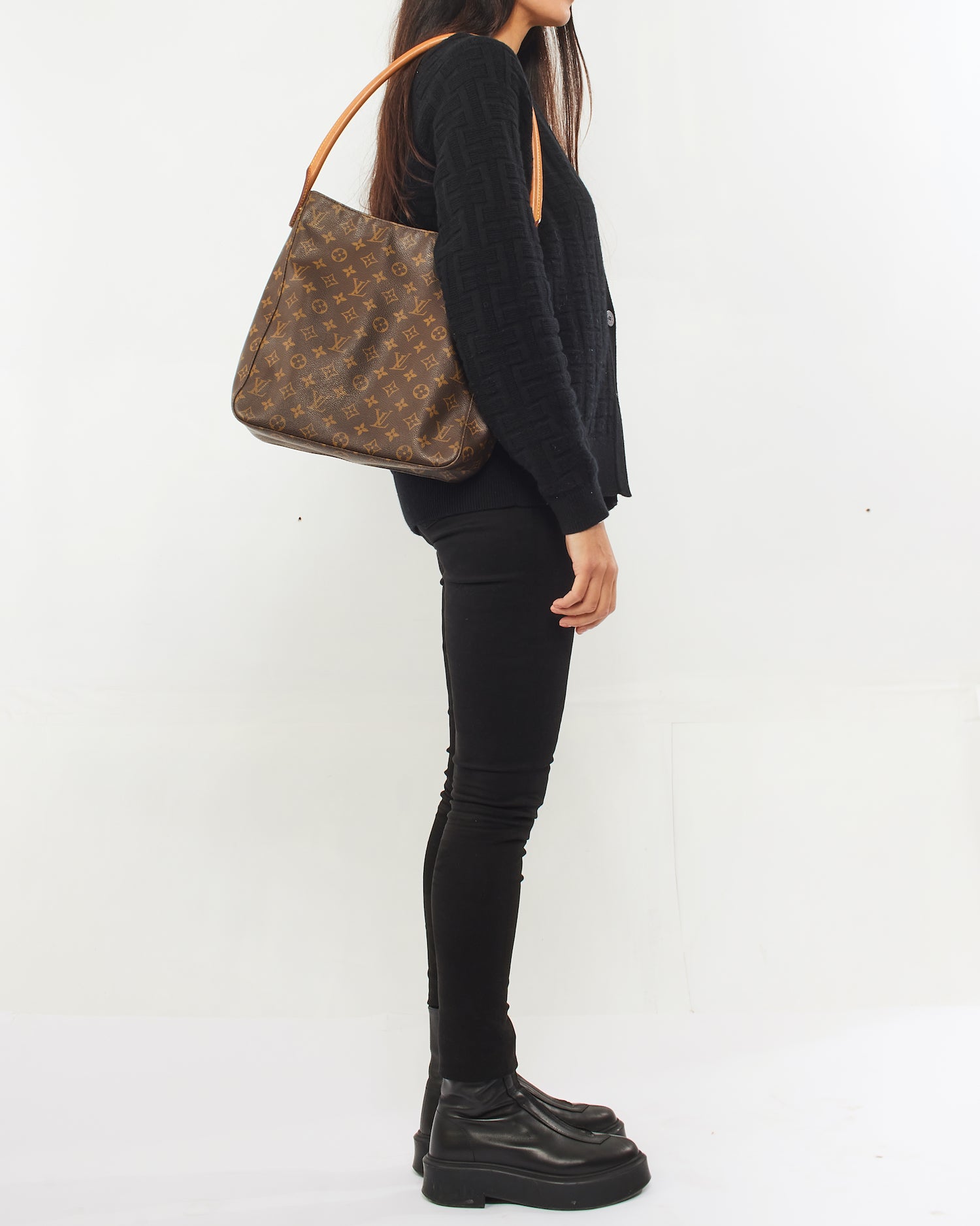 Shoulder Louis Vuitton Tasche Looping Explore A Louis Vuitton