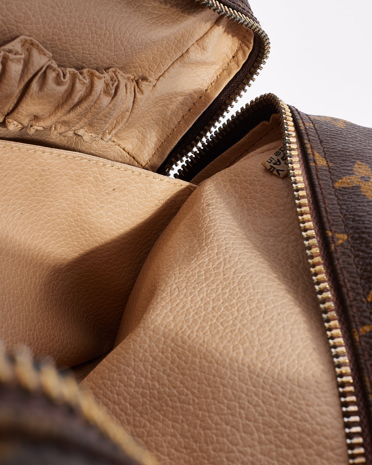 Louis Vuitton Monogram Canvas Toiletry 28 Pouch