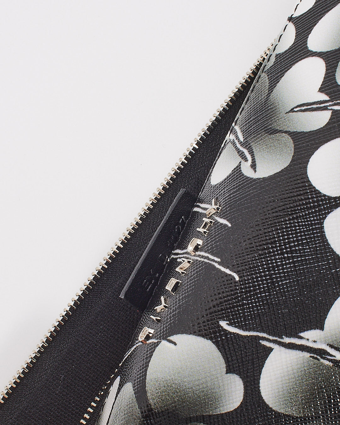 Pochette enveloppe fleurie noire/blanche Givenchy