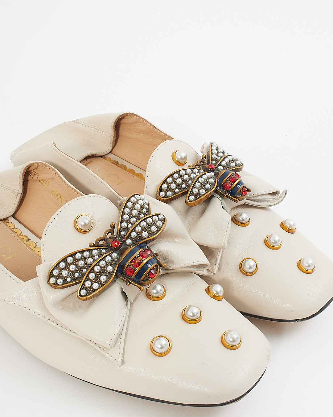 Mocassins à enfiler cloutés en perles et abeilles blanches Gucci - 36