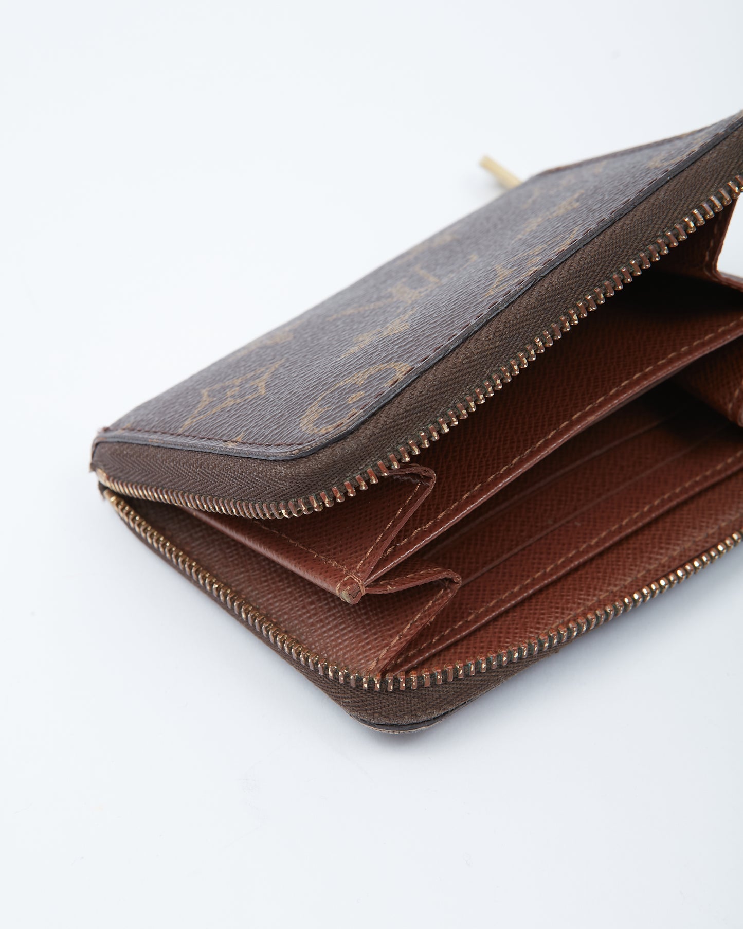 Louis Vuitton Monogram Canvas Small Zippy Wallet