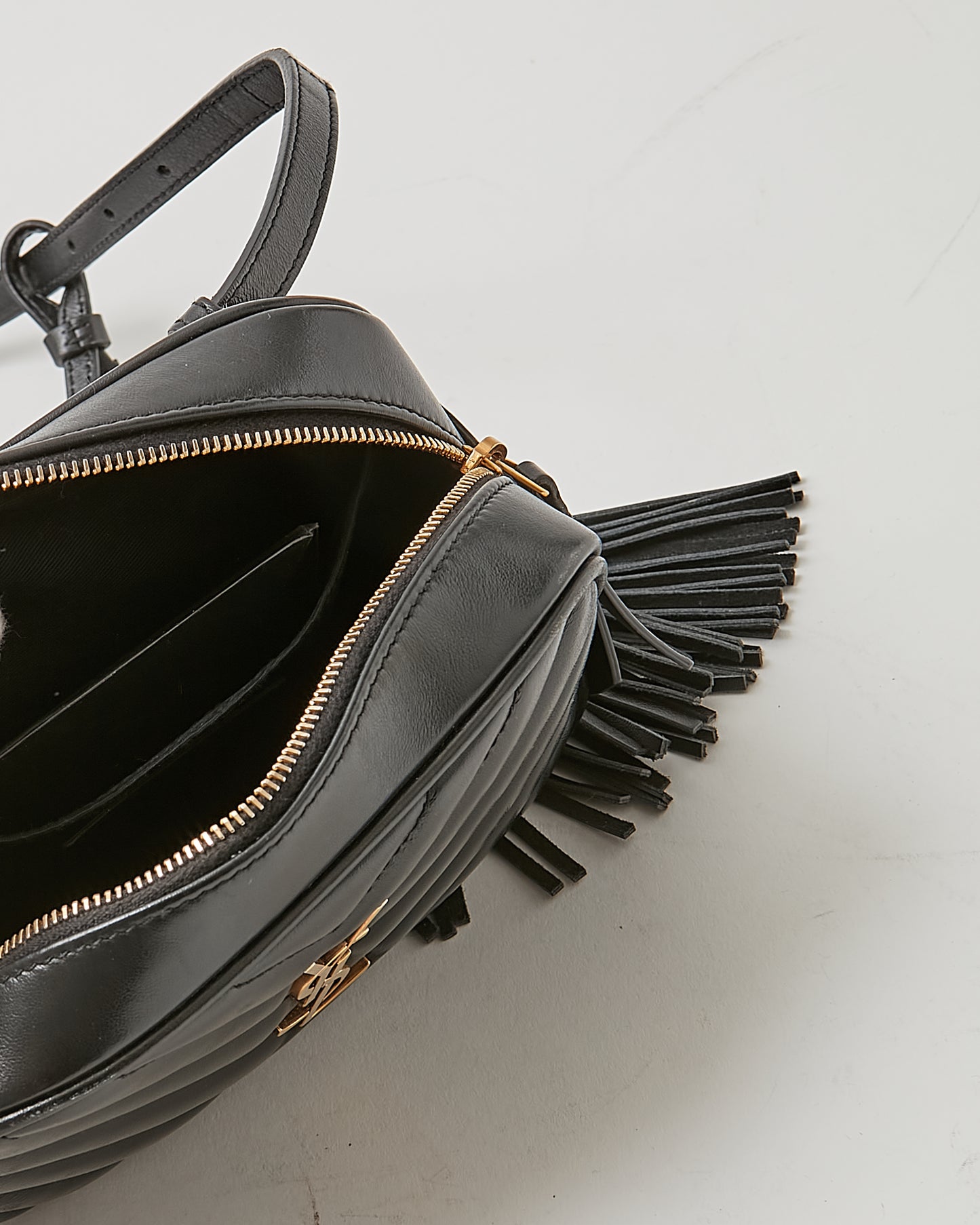 Gucci Black Pebbled Leather Disco Soho Crossbody Bag