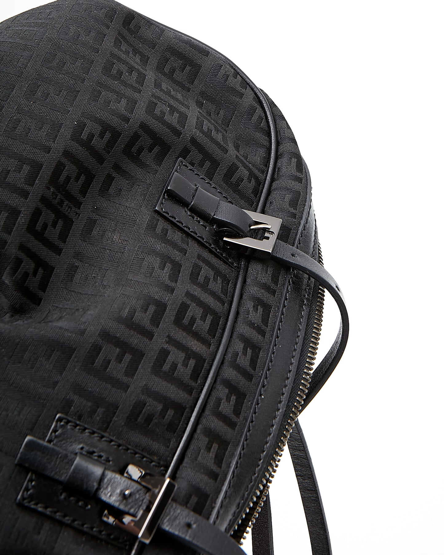 Fendi Sac à bandoulière en toile Zucchino noir avec poignée supérieure