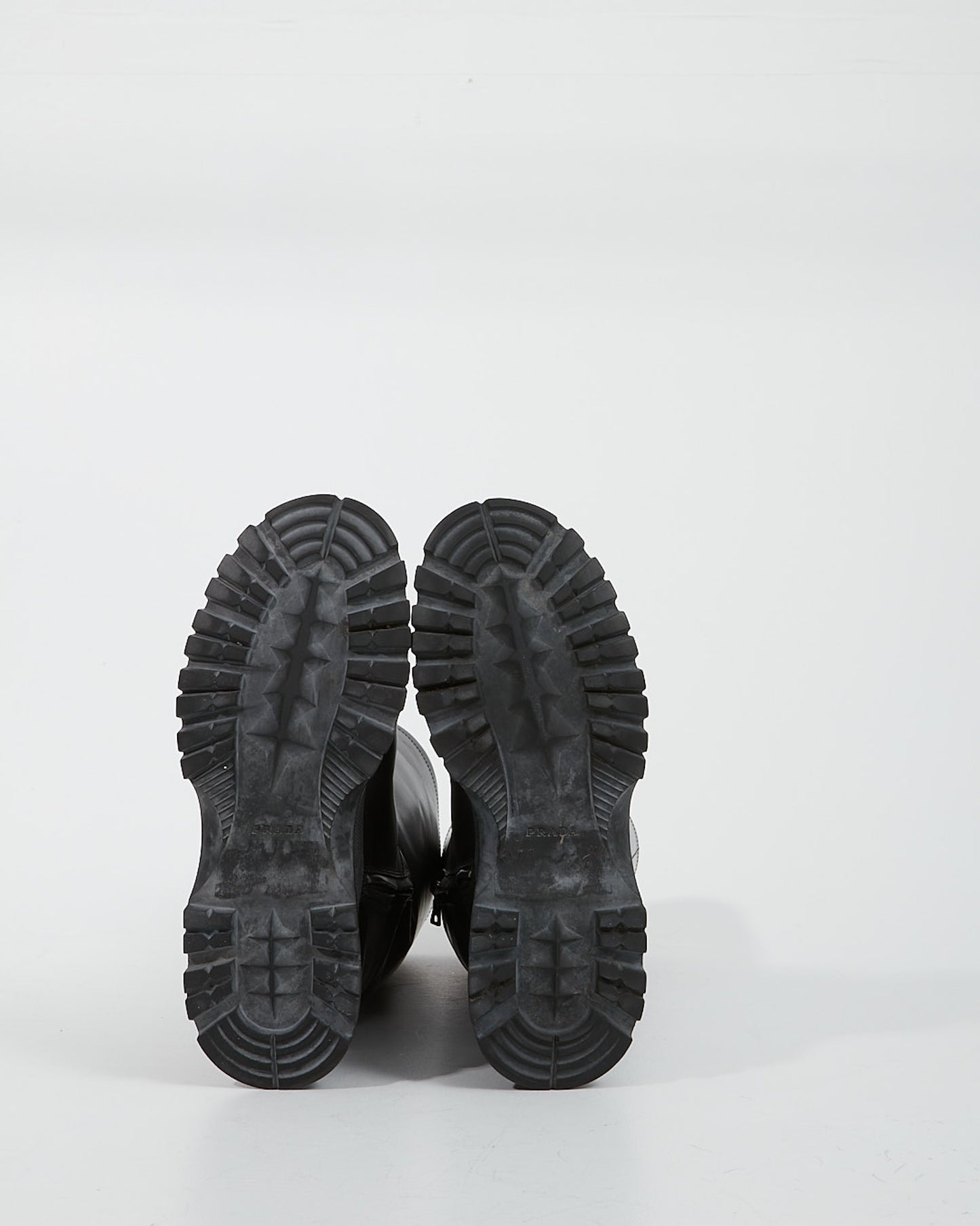 Prada Bottes d'équitation en cuir noir -38