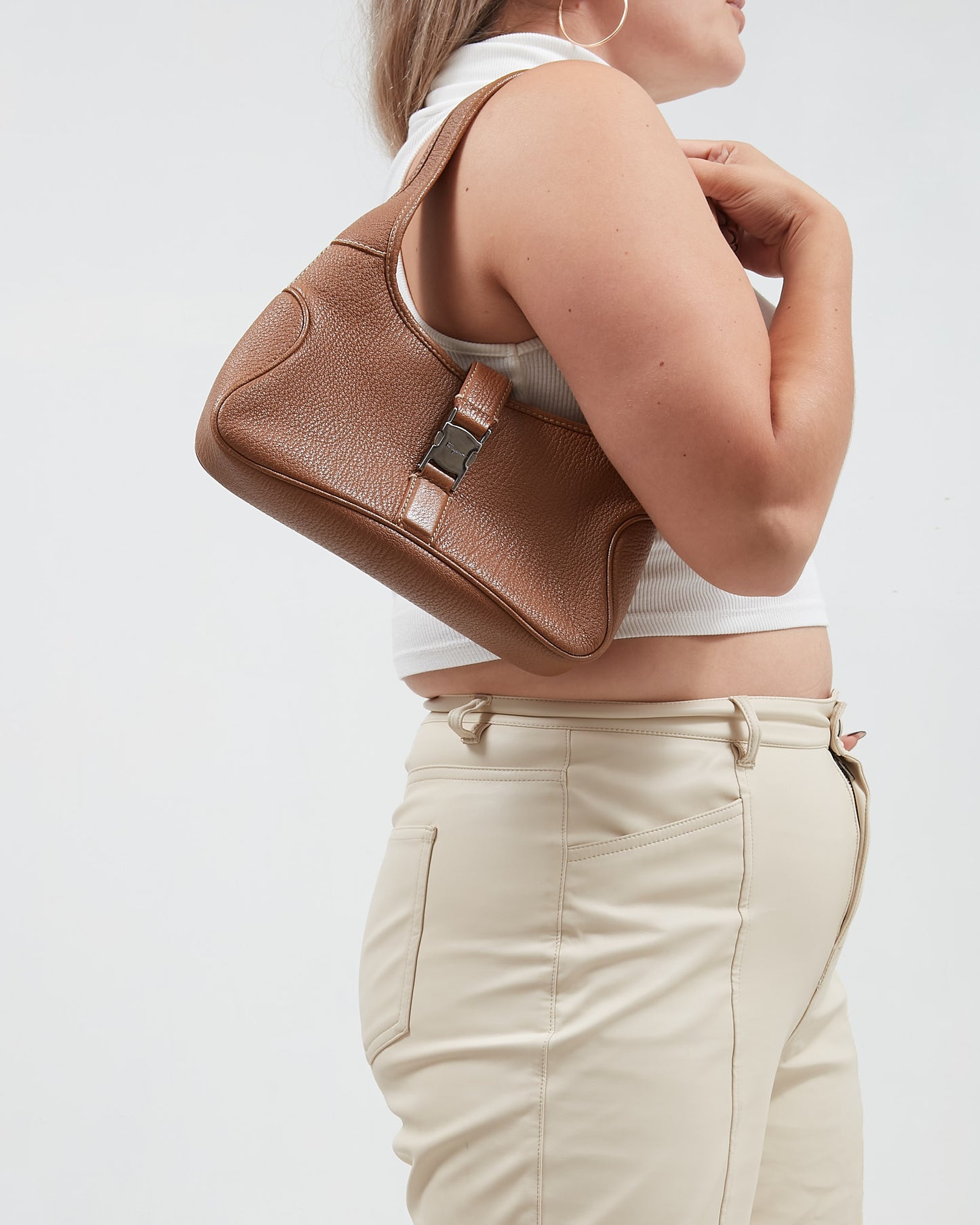 Sac à bandoulière en cuir grainé marron Ferragamo