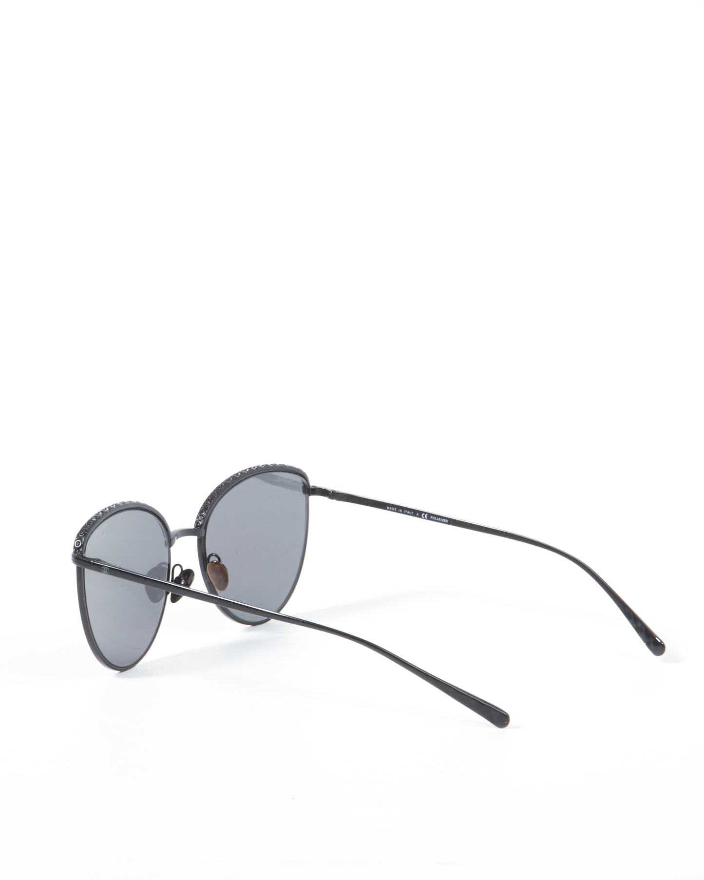 Lunettes de soleil œil de chat noires Chanel 4258-B