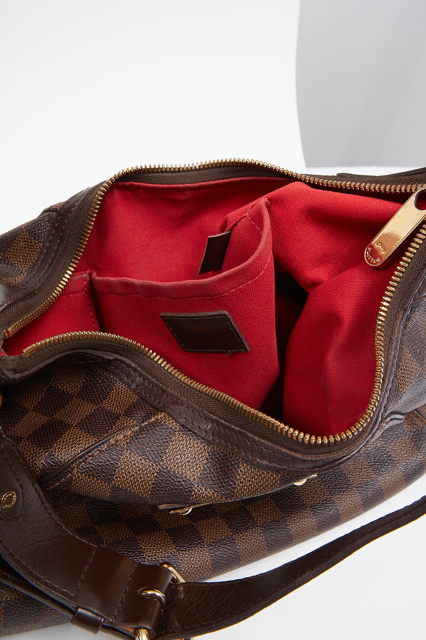 Louis Vuitton Damier Ebene Canvas Thames GM Shoulder Bag